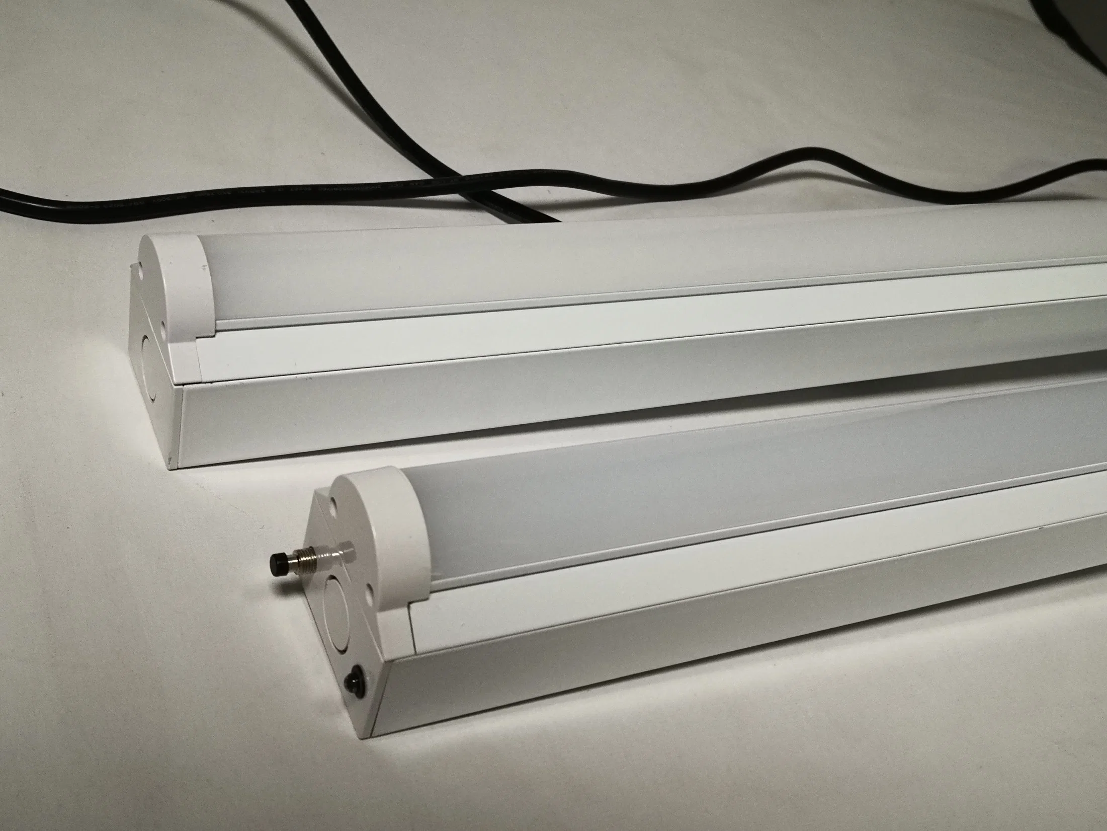 10W 18W 28W 56W 32W 34W 62W 73W 40W T8 Batten LED Linear Batten Light Replace for The Traditional Light