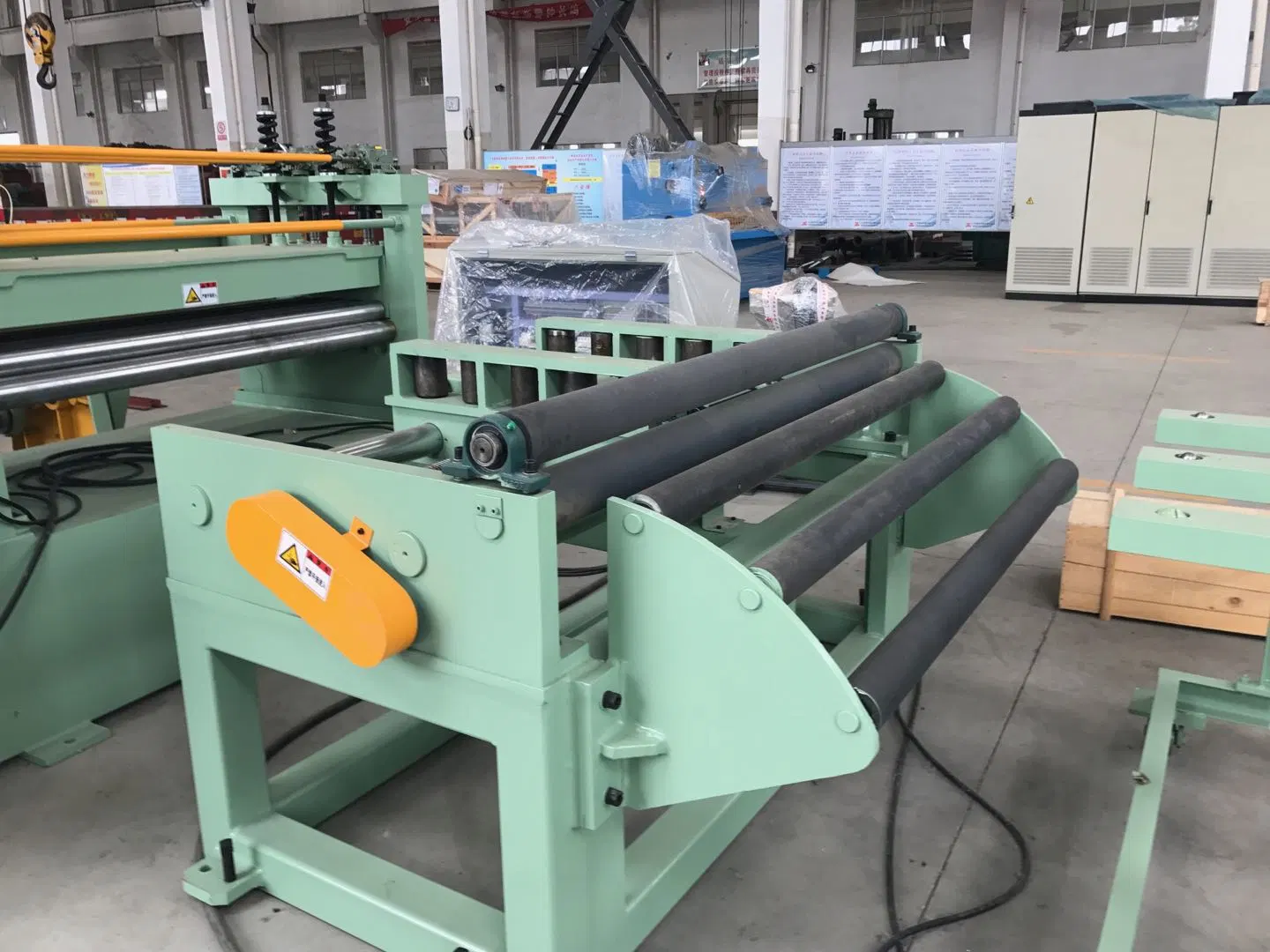 Steel Coil Straightening and Levelling Cut to Length Machine Line