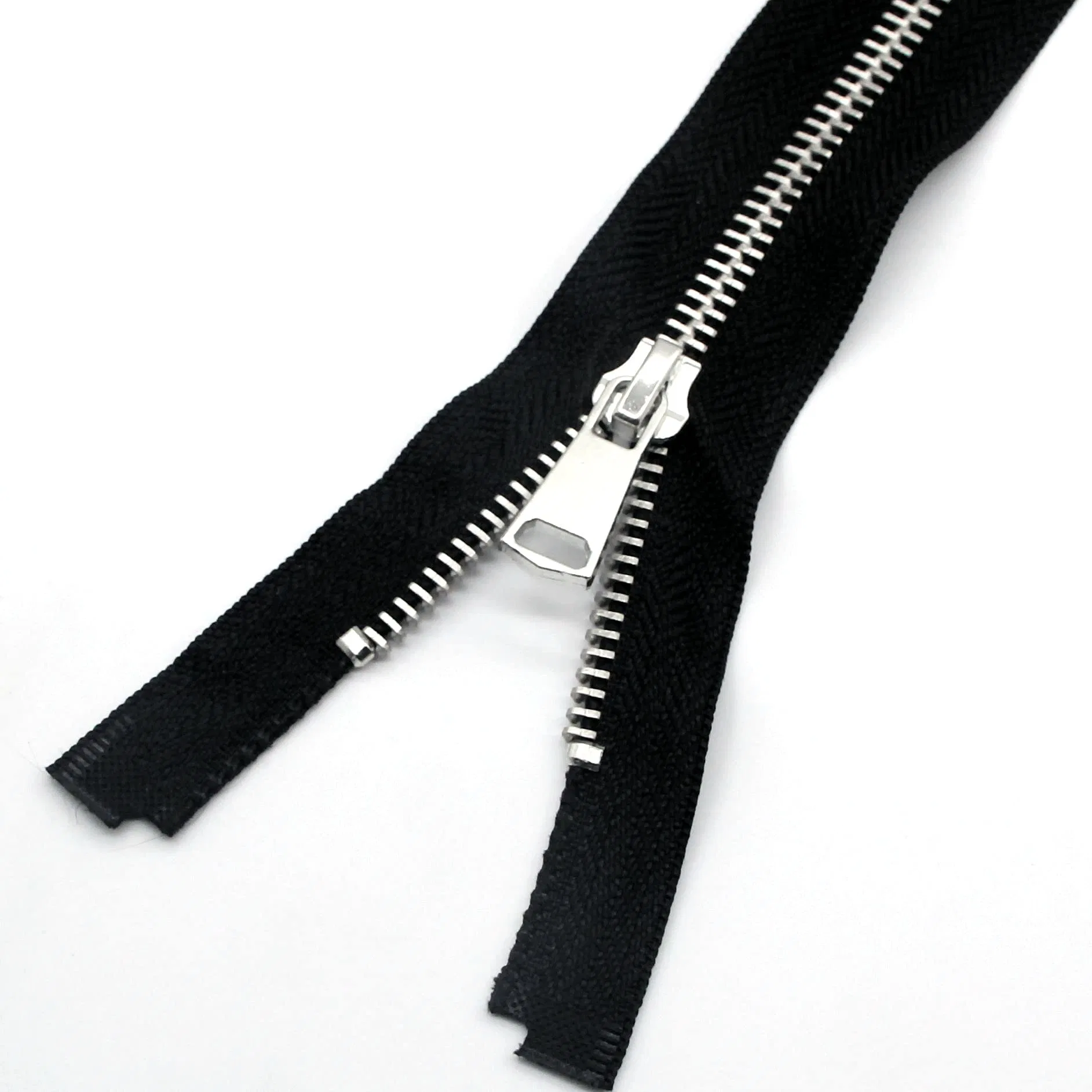 High quality/High cost performance  3# 5# 7# 8# 10# Black White Color Zinc Alloy Zipper Metal Zipper for Hoodies, Jeans, Jackets, Handbag Garment Zipper