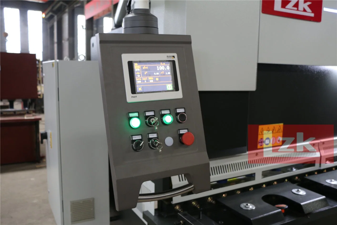 China Sheet Metal Guillotine Shear Maschine für 6mmx3200mm Plattenschnitt