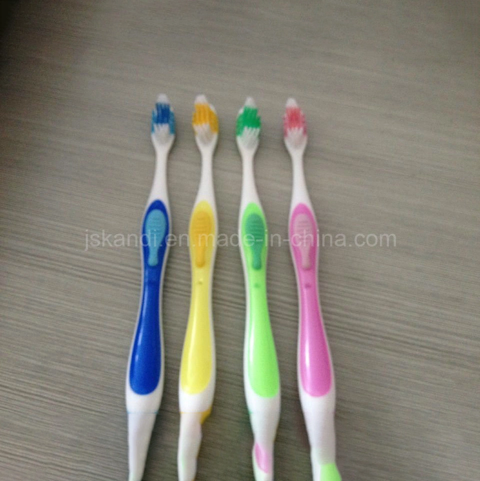 Brosse à dents pour adultes Soins bucco-dentaires à domicile Brosse à dents douce Échantillon gratuit