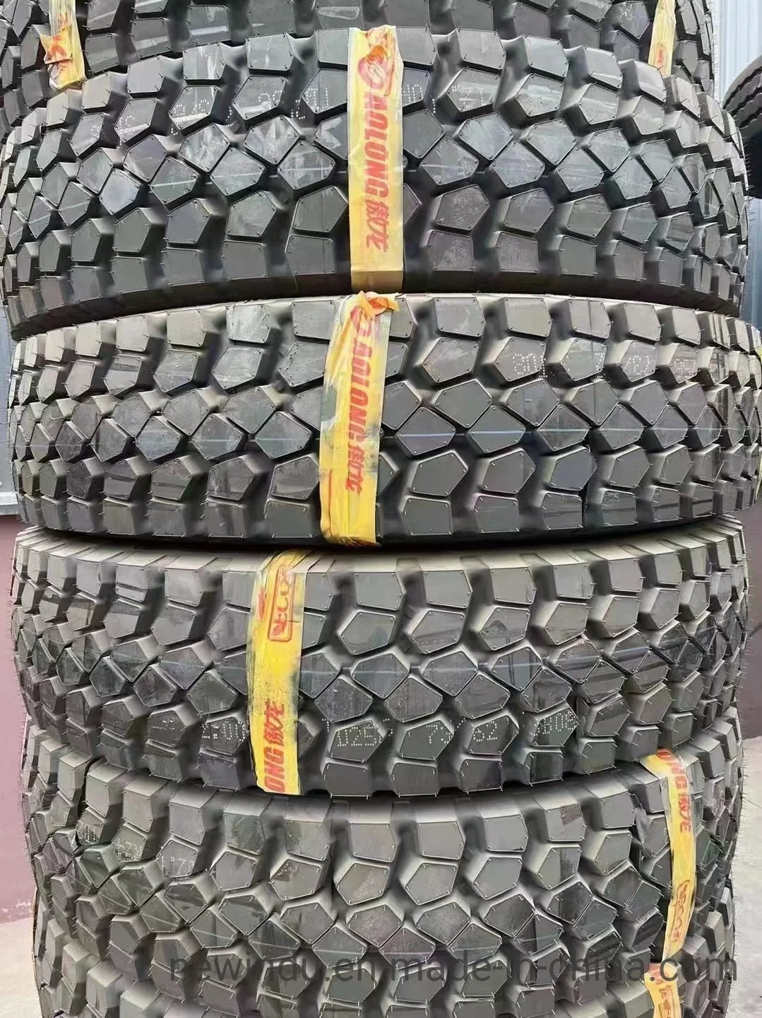 Passenger Car Accessories PCR Tires 205/55r16 Snow Tires for Truck Machine