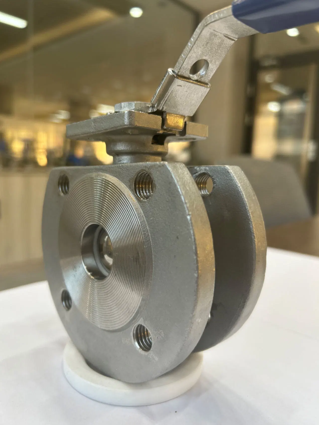 1PC Wafer Thin Flange RF. with ISO5211 Mounting Pad Pneumatic Electric Actuated Stainless Steel 316 304 Wcb Fire Safey Hydraulic Water Oil Control Ball Valve