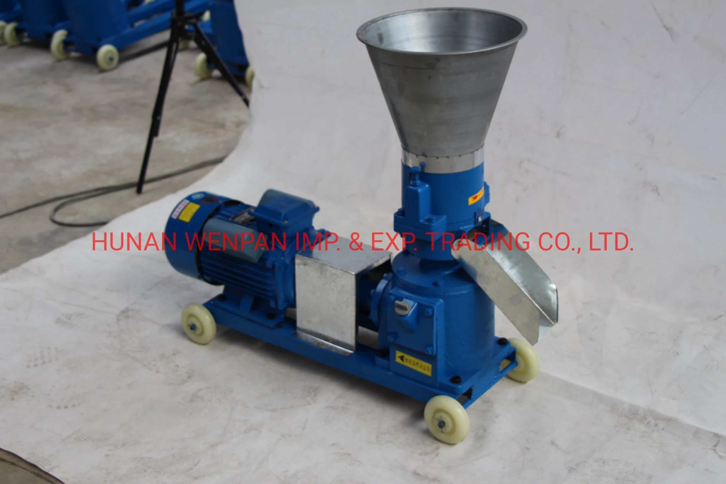 Hot Sale Agricultural Livestock Poultry Feed Pellet Making Machine Cattle Feed Pellet Machine