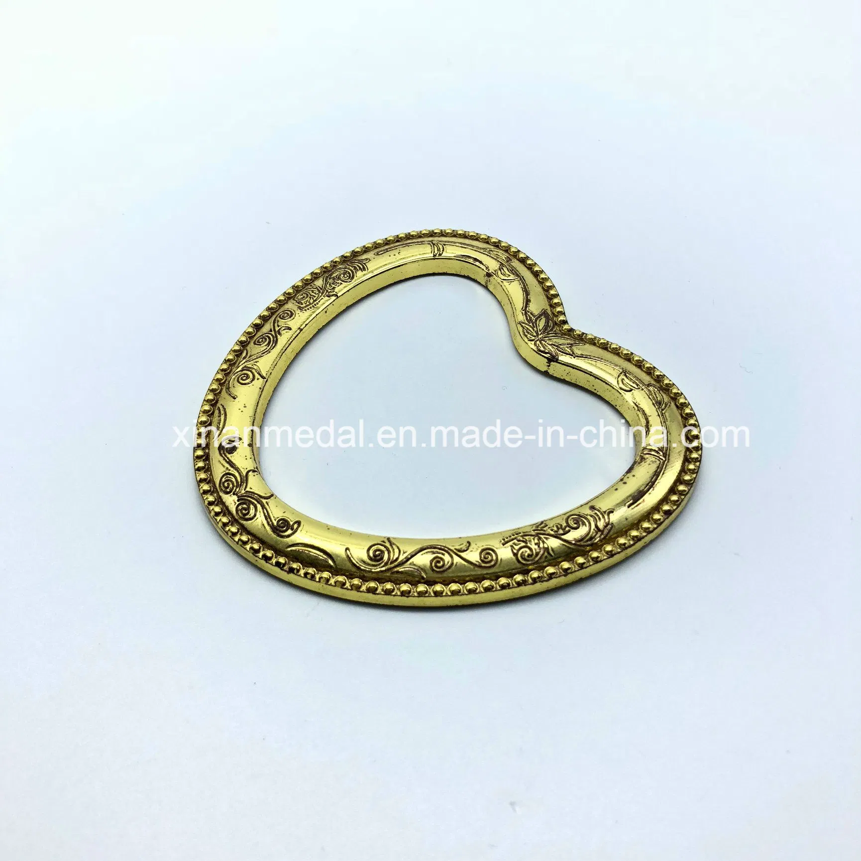 Heart-Shaped Imitation Gold Metal Mini Photo Frame Decoration