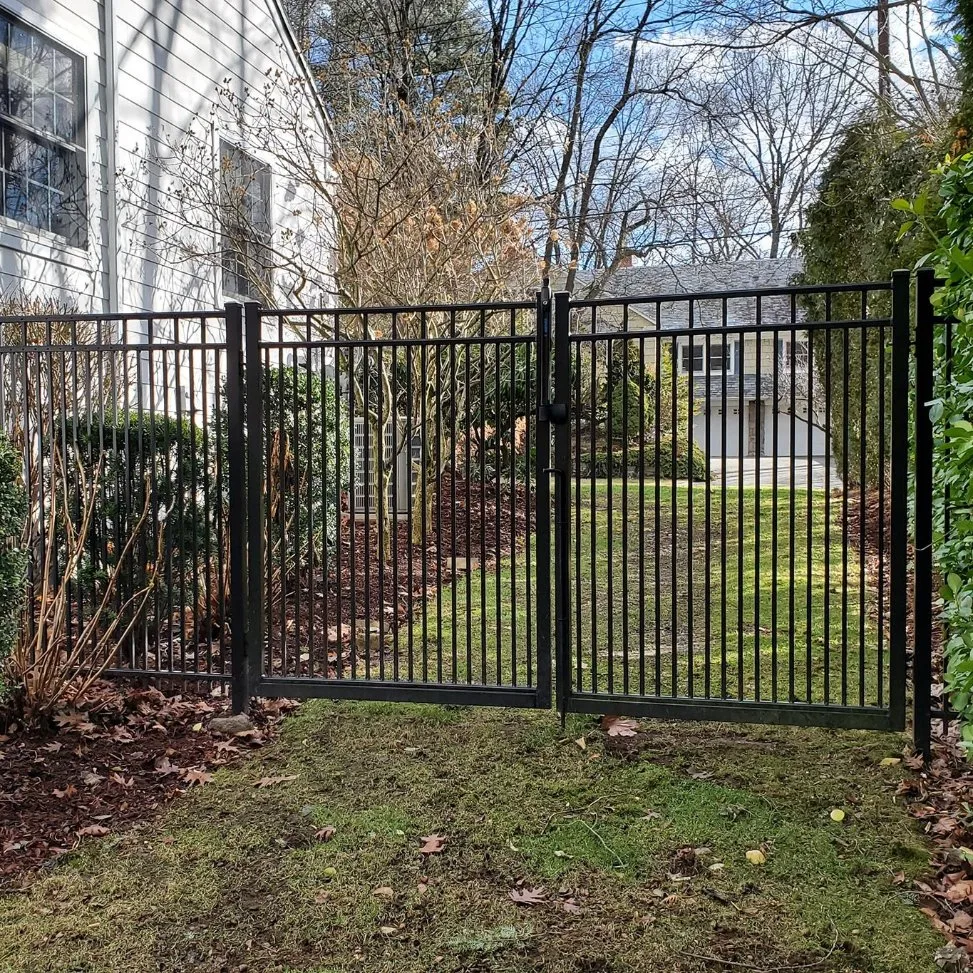Residential Grade Aluminum Fence Maintenance Free 3-Rail Flat Top Powder Coated Black