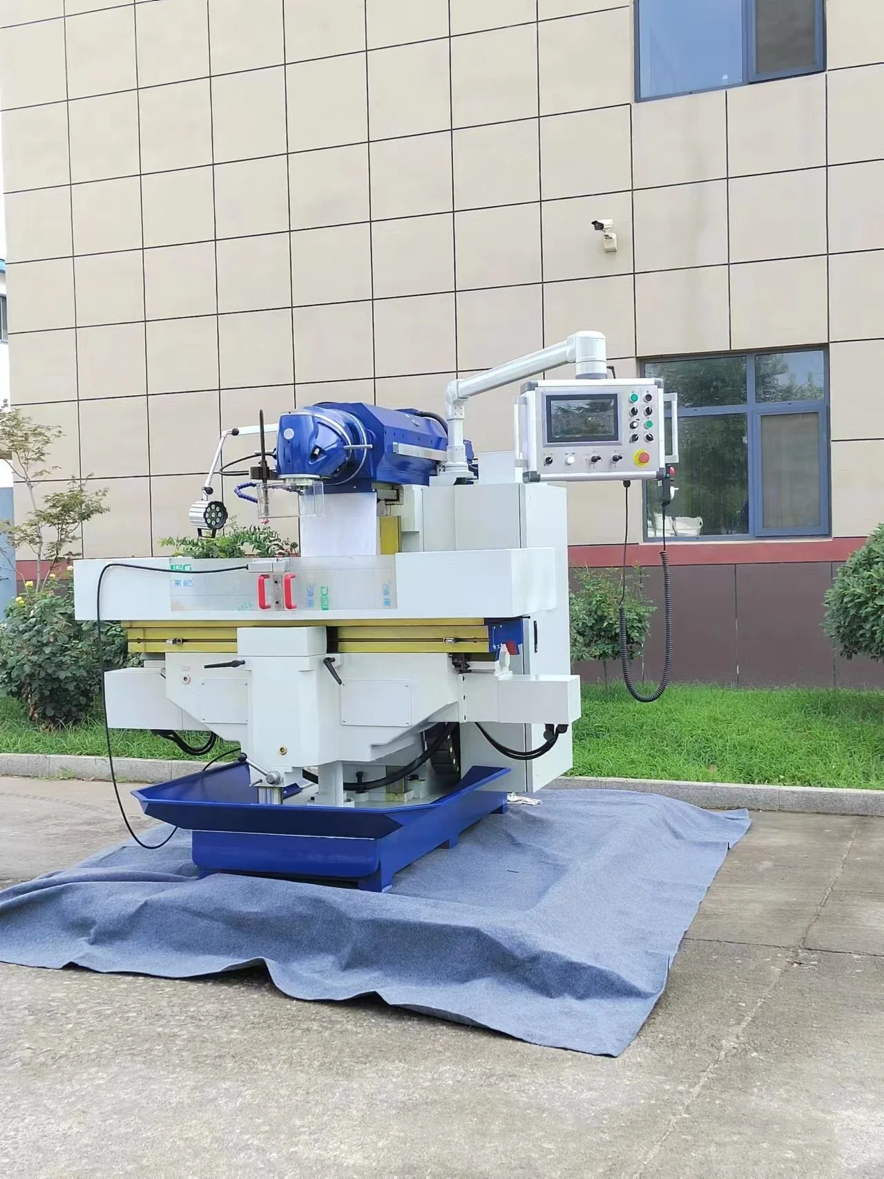 RAM Milling Machine CNC Hot Sale Production Xili Machine Tool