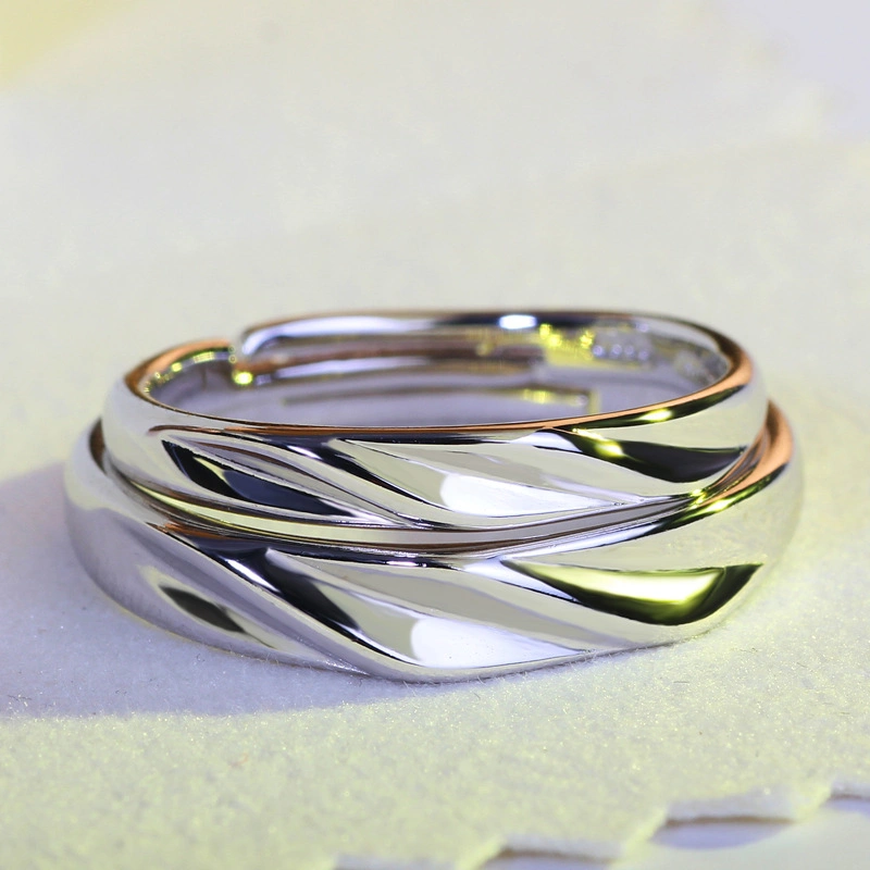 Minimalista ajustable Geometric Water Wave Twisted Shape Amor romántico interrelacionado Pareja de anillos de boda conjunto de joyas