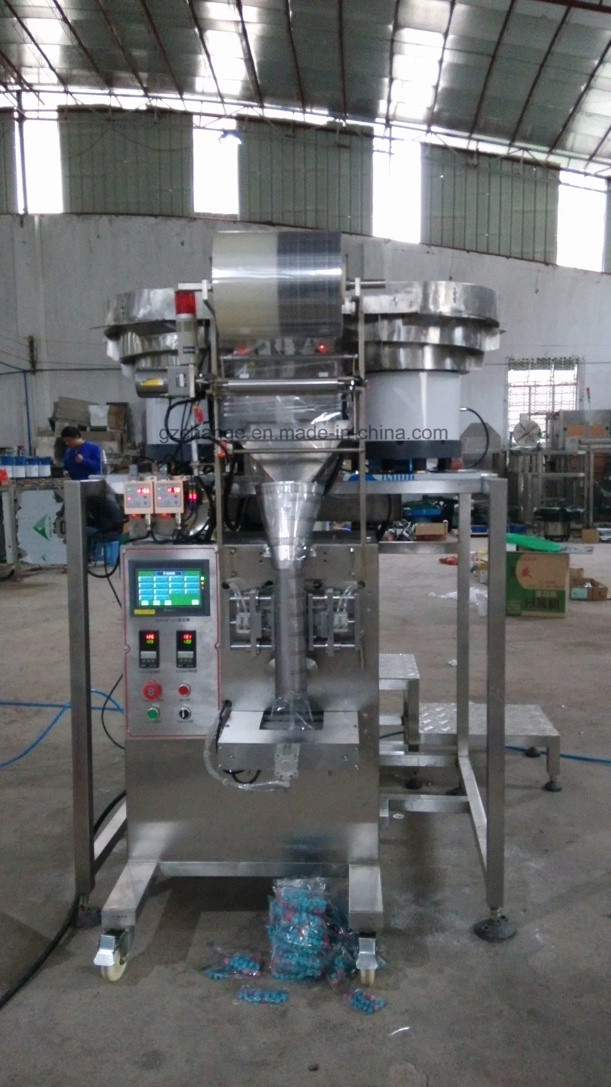 High Precision Automatic Candy Capsules Counting &amp; Packing Machine