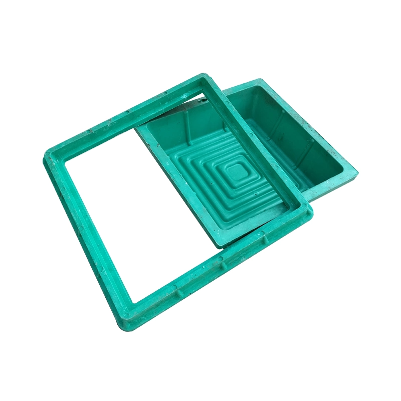 Revêtement composite en plastique vert pour pelouse encastrée pour trou d'homme avec cadre Pour tapis de pelouse