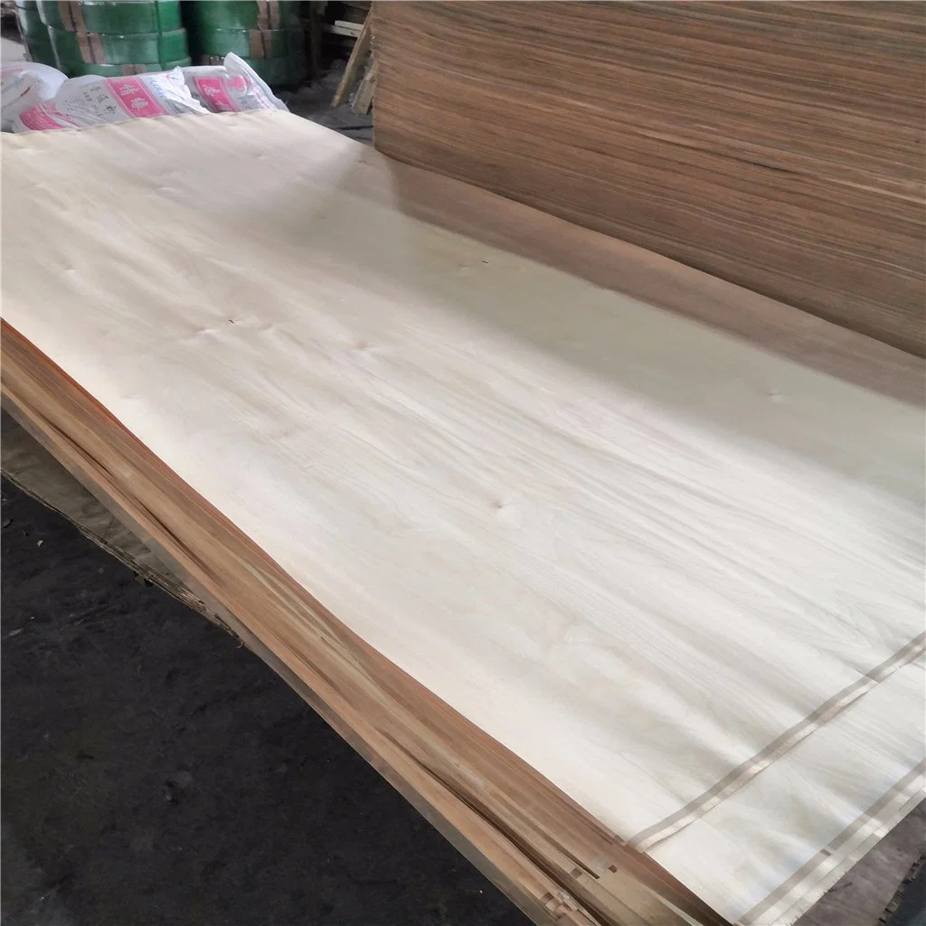 En el mercado de Canadá 12mm / 15mm / 18mm / tablón de madera de contrachapado de abedul con corte láser para muebles