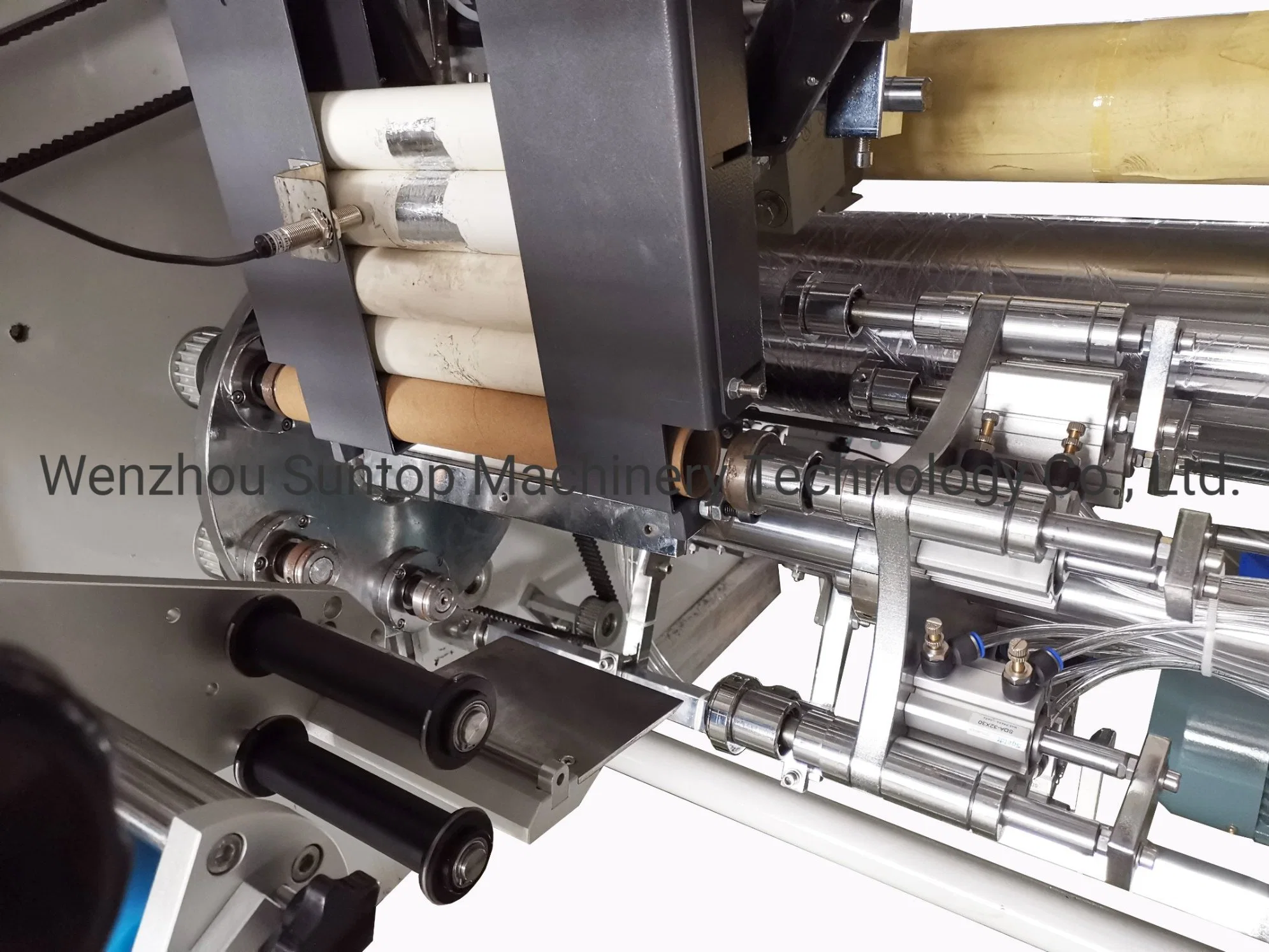 Rollo de papel de aluminio automático de papel para hornear Máquina de cortar el papel de silicona