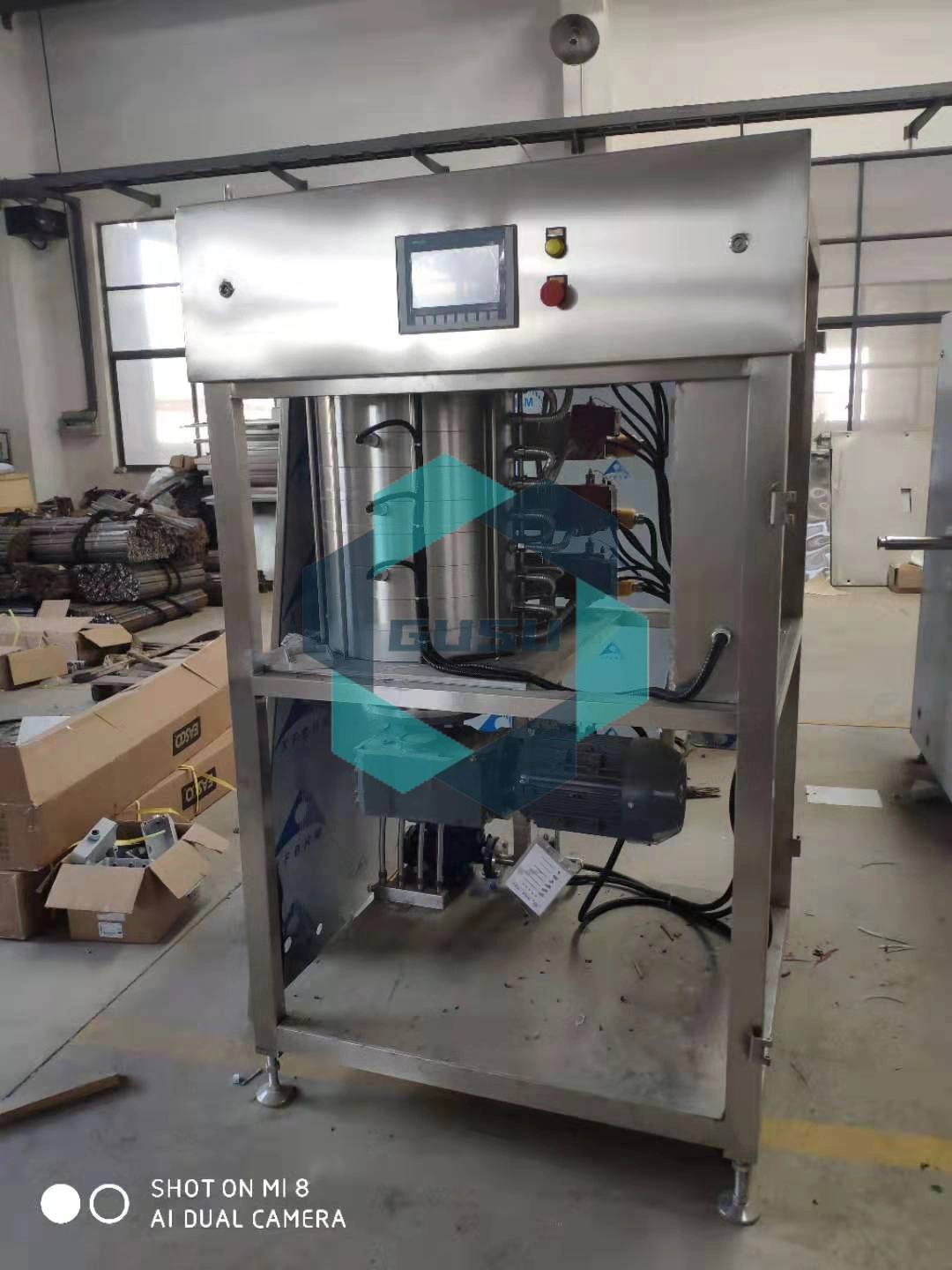 Snack Machine Automatic Chocolate Tempering Machine with 2000 Kg / Hour