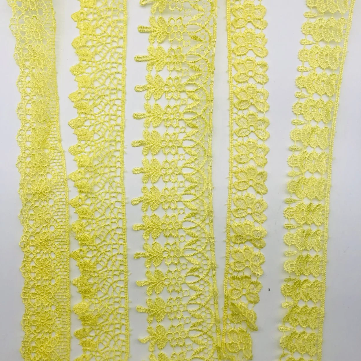 New Water Soluble Embroidery Lace Purfle Trim 3D Bridal Flower Lace Trim