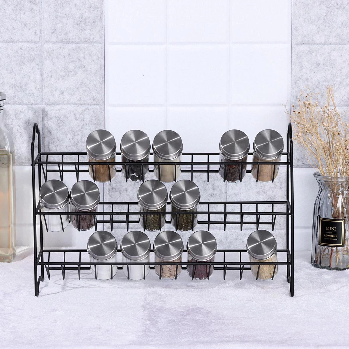 سلك معدني شائع ذو 3 لوحات من المستوى Kitchen Metal Storage Rack Desktop Spice Rack