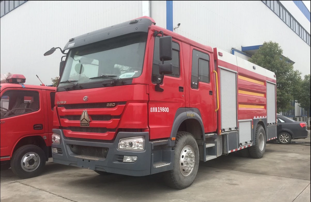 HOWO 280/320 HP Rescue Water Foam Fire Engine 4X2 Fire Fighting Truck