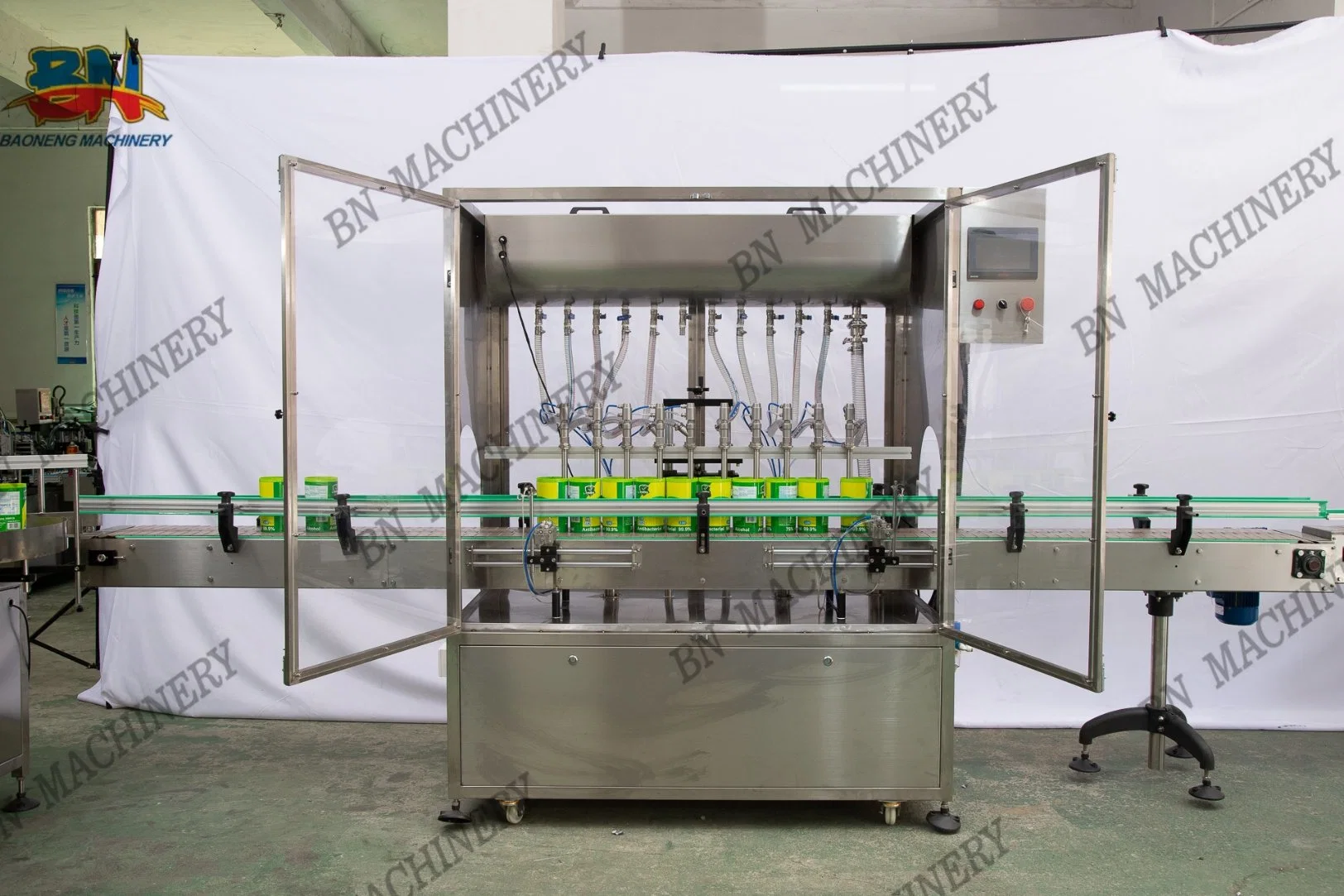 Famous Brand Automatic Bottle Liquid Gravity Alcohol Filling Machine for Solvent Pesticide Disinfectant Fertilizer with Good Production Line