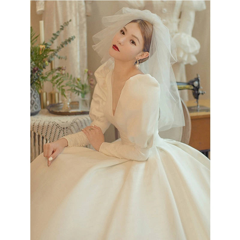 Yc118 2023 Temperament French Bridal Wedding Dress Satin Long Tail Dress