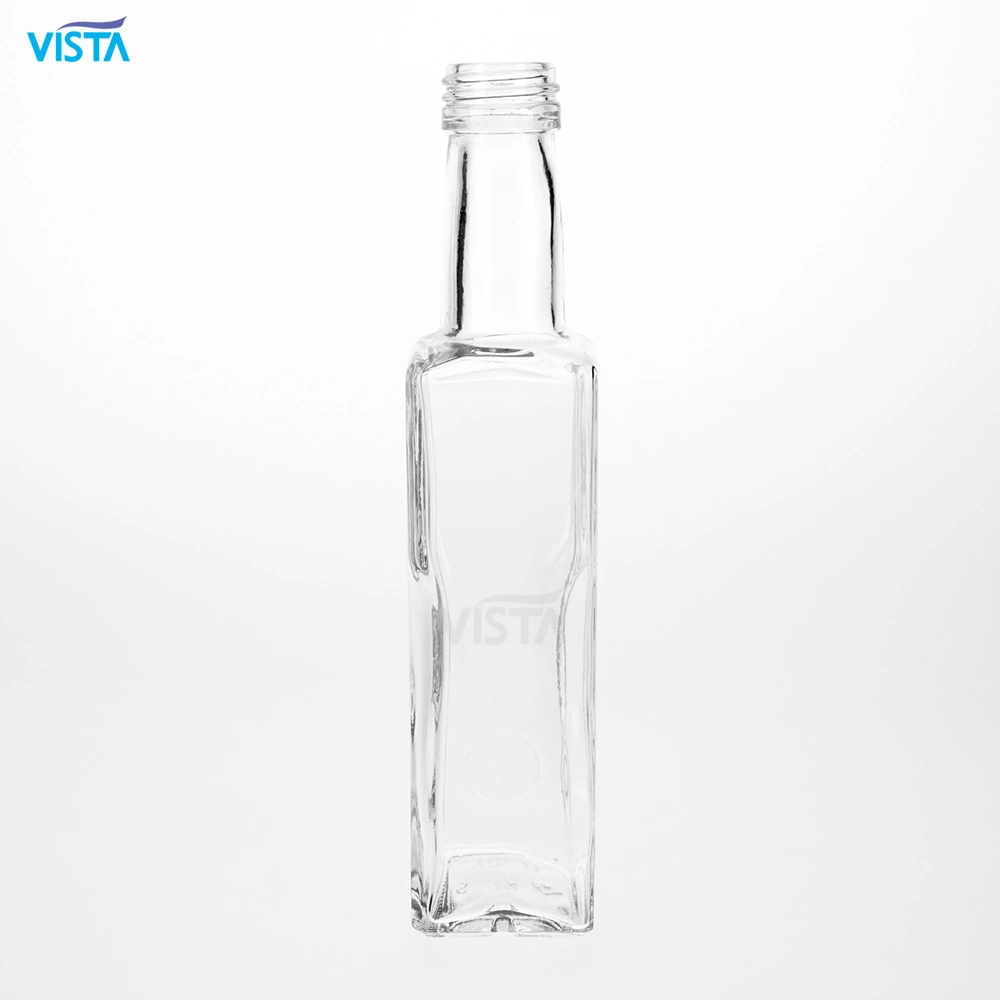 700 ml de Vodka vacía la botella de cristal cuadrada Alcohol licores Licor de la botella de Whisky Ginebra Botella de vidrio Tapón de rosca para la venta