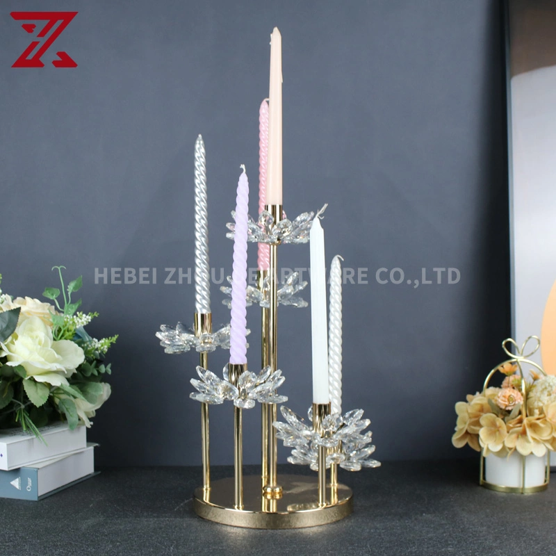 European-Style Golden galvanoplastia artesanal pétalo candelabro de hierro la decoración del hogar Fábrica de accesorios de boda personalizado