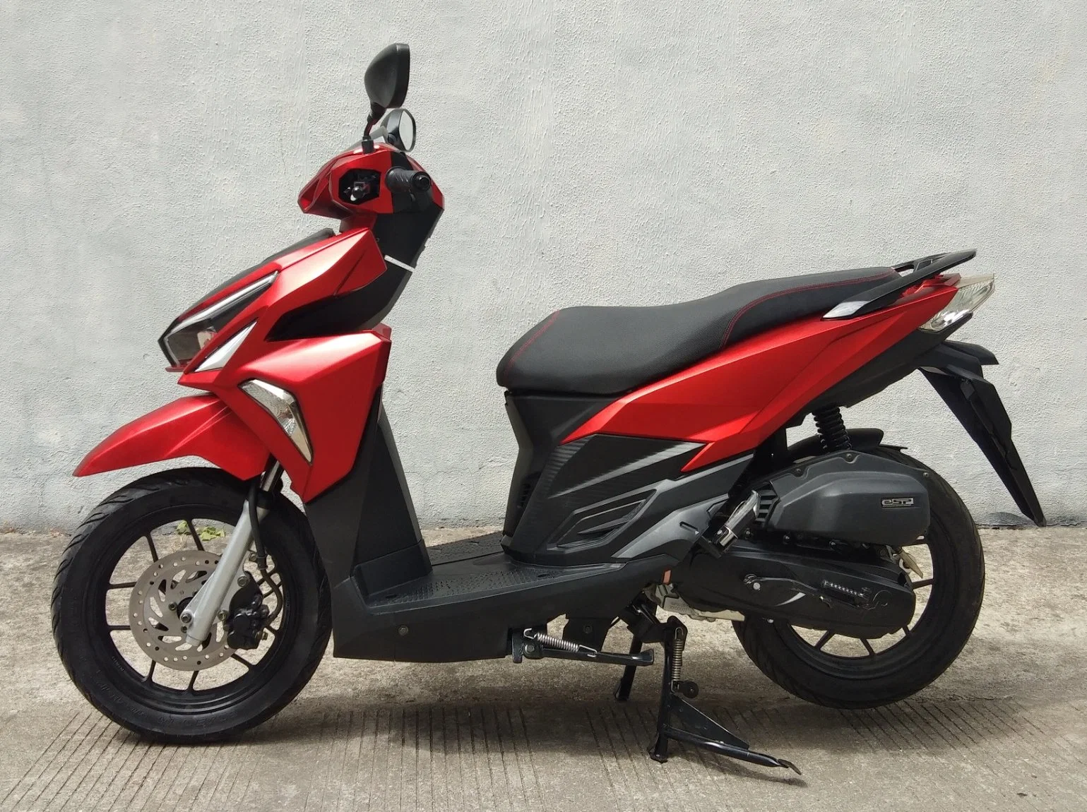 Geely Motor 125cc/110cc Motorcycle Gas Scooter (JL150T-31 FLAIR CLICK) EPA DOT