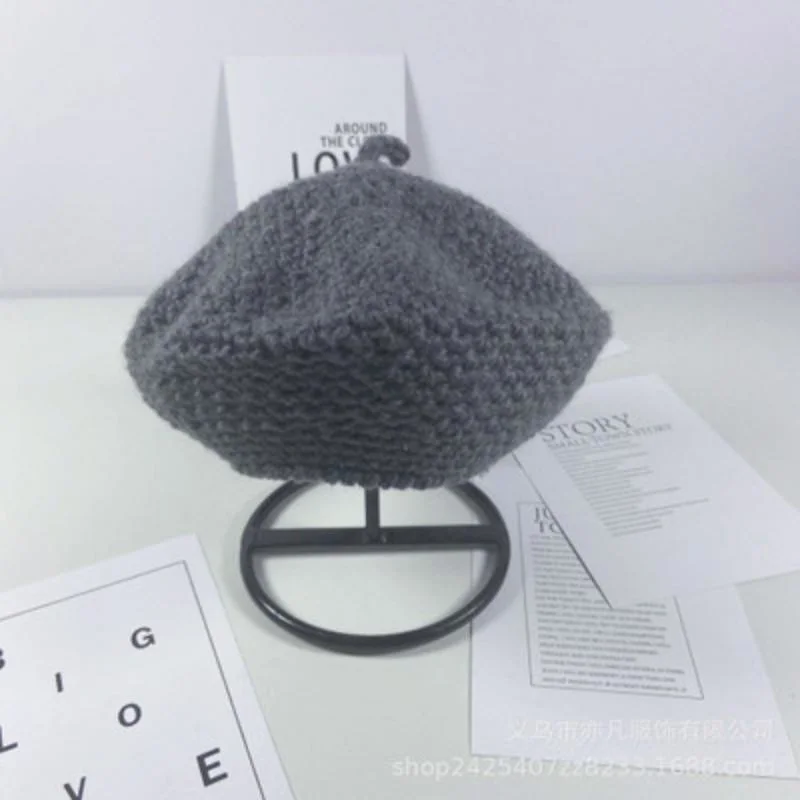 2020 Hot Sale New Style Cold Protection Hand Knitted Winter Warm Ladies Beanie Hat