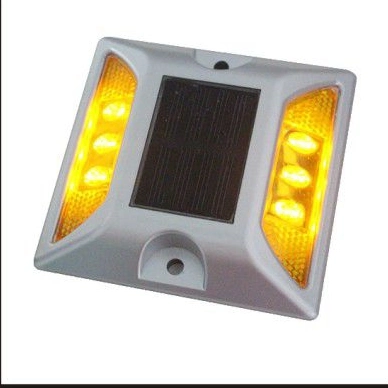 High Quality LED Solar Traffic Light Reflective Safety Solar Road Stud