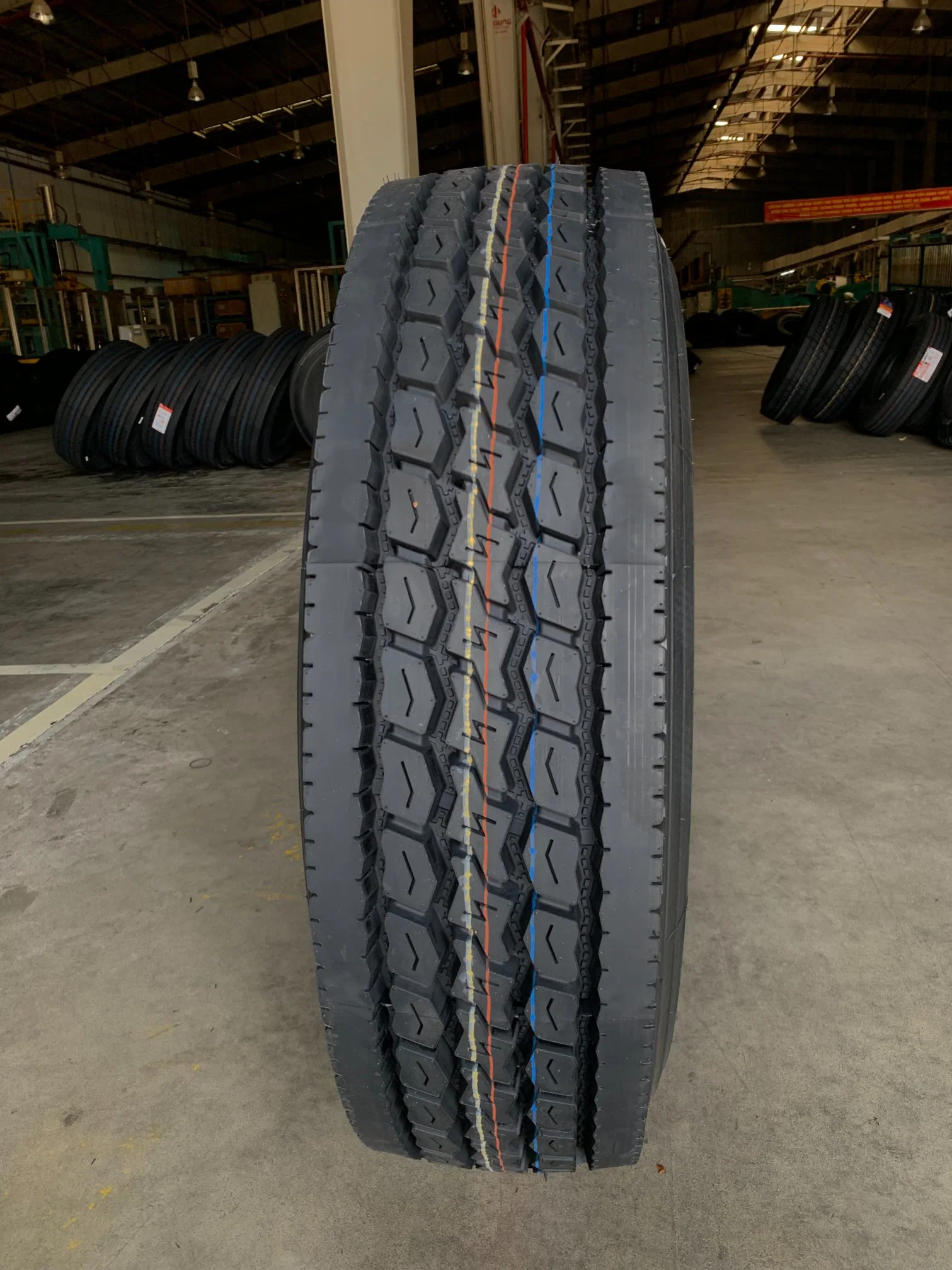 (recommend-VO-US) Vietnam Commercial Truck Tires 285/75r24.5 with DOT for Us