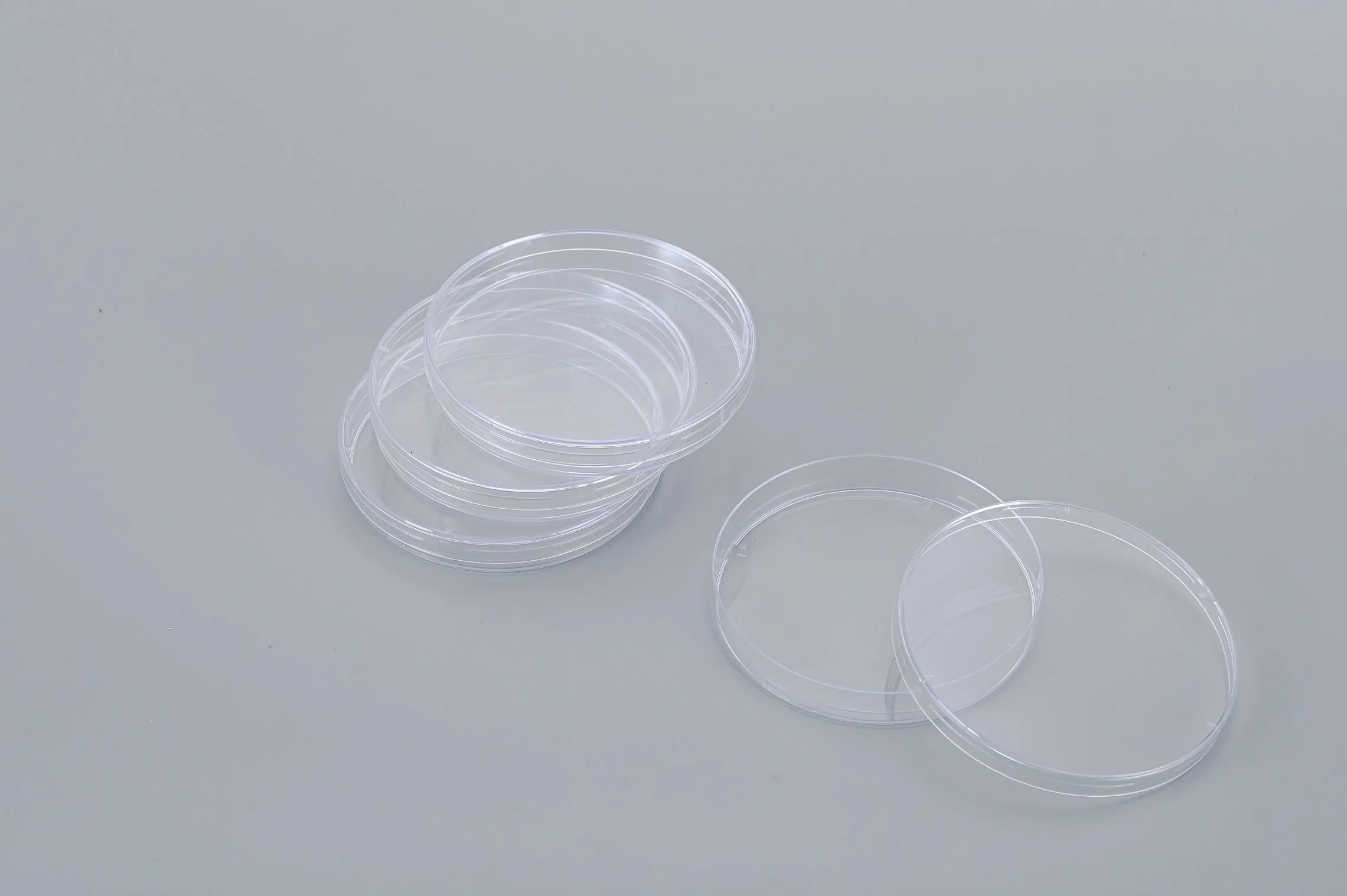 Laboratory 90 * 15mm Plastic Disposable Sterile Bacterial Tissue Culture Petri Dish, Sterile Container for Petri Dish