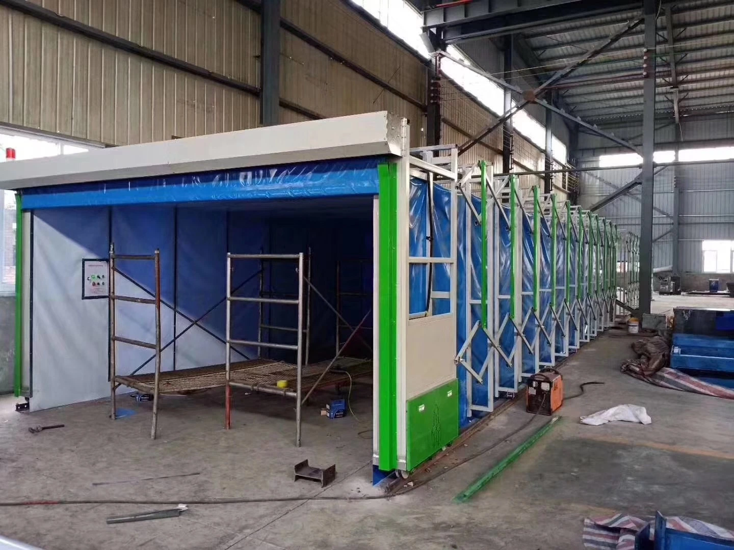 Customized Professional Collapsible Telescopic Retractable Spray Painting Booth with CE