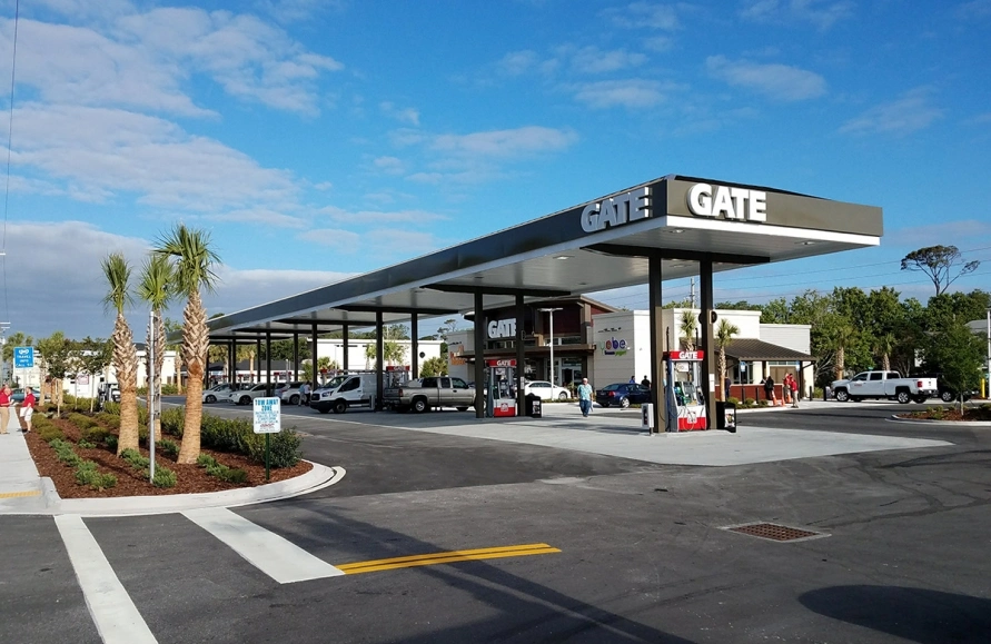 Petite supermarché, structure en acier léger de haute qualité, station de gaz préfabriquée