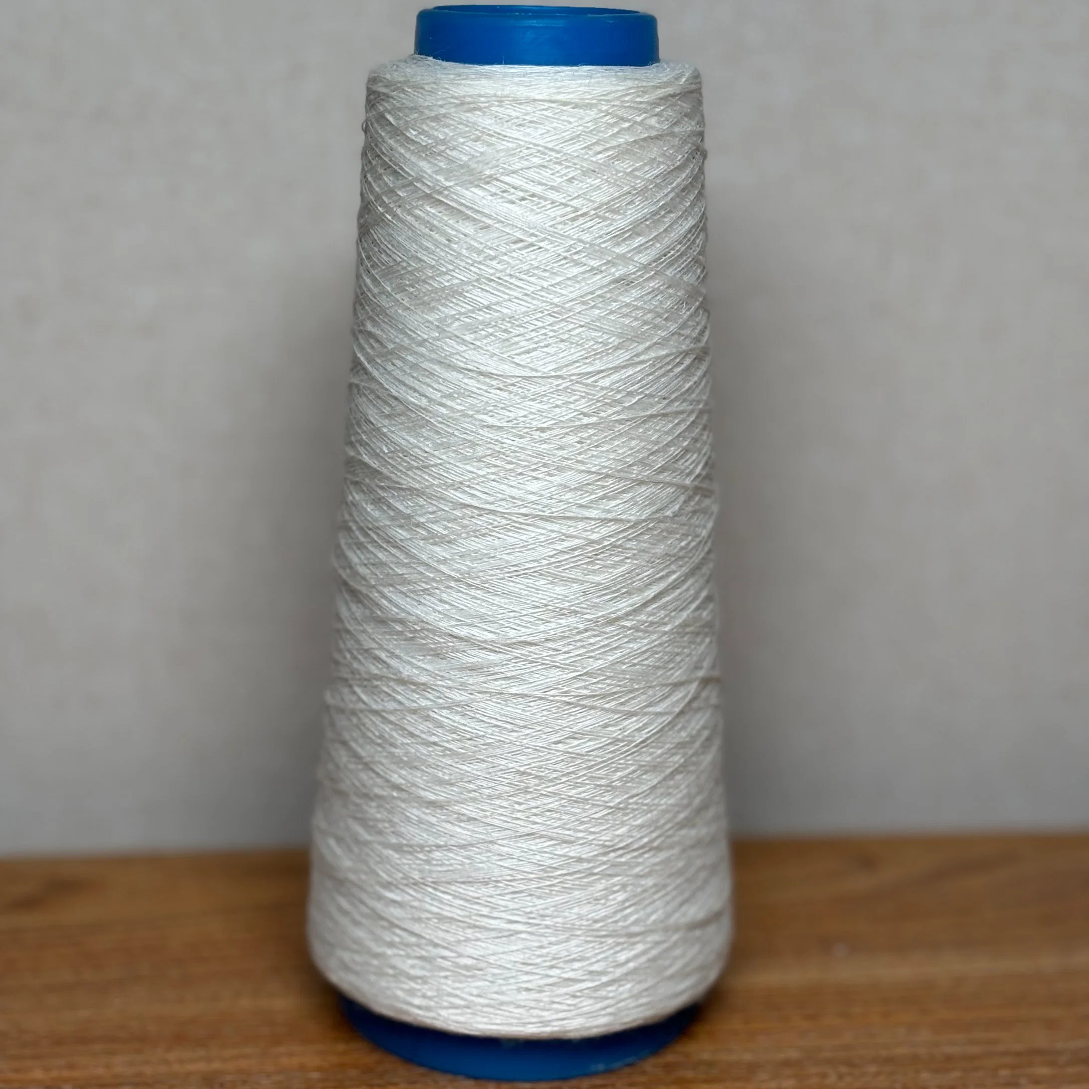 Seaweed Silk Yarn and Bleached White Yarn for Woven and Knitting-Coffeesilk&reg; -Seaweed Fabrics