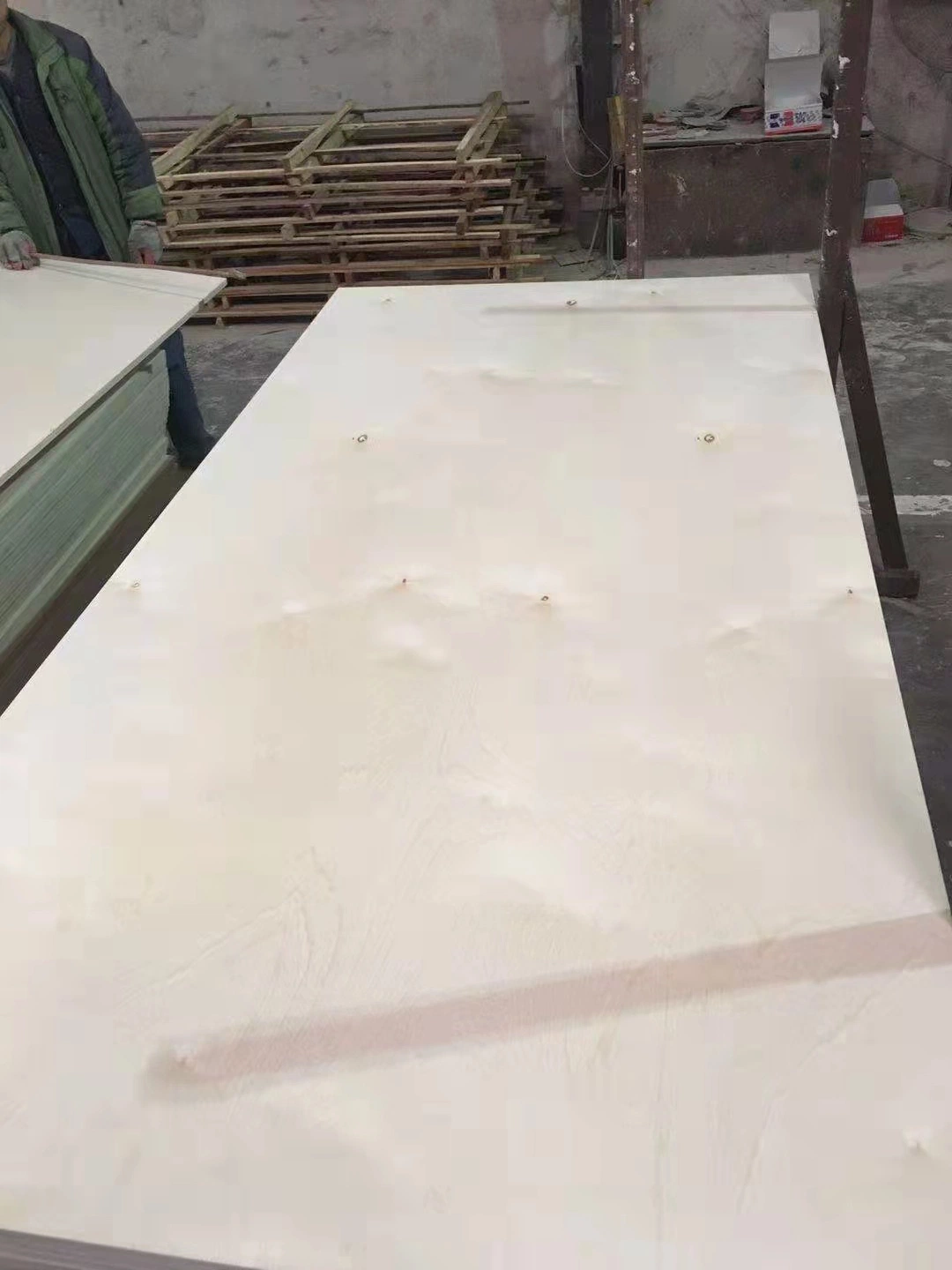 Customized Products Baltic Birch Plywood Laminated Marine 18mm Plywood Melamine Laminated Plywood Wood