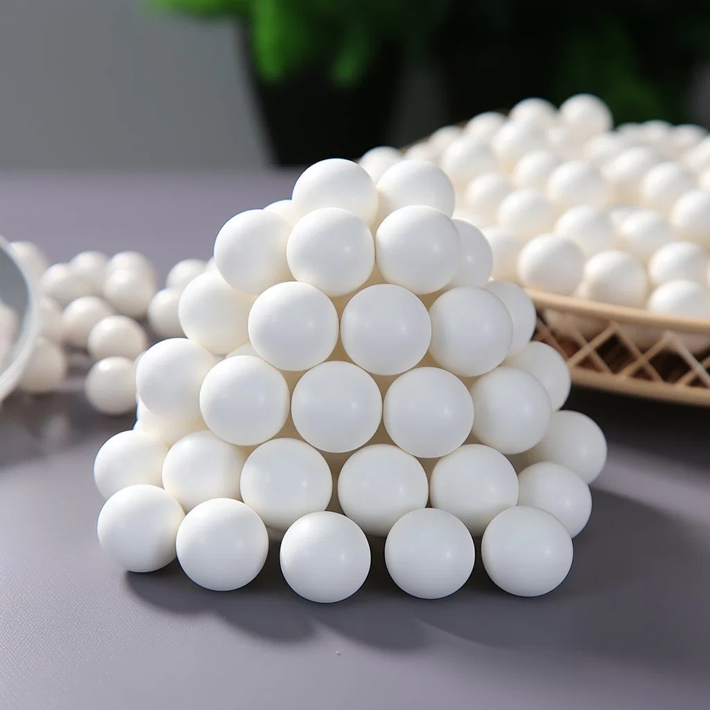 Highly Porous Industrial Grade Activated Alumina Balls (Surface Area &ge; 200m&sup2; /g) Chemical Industry Essential