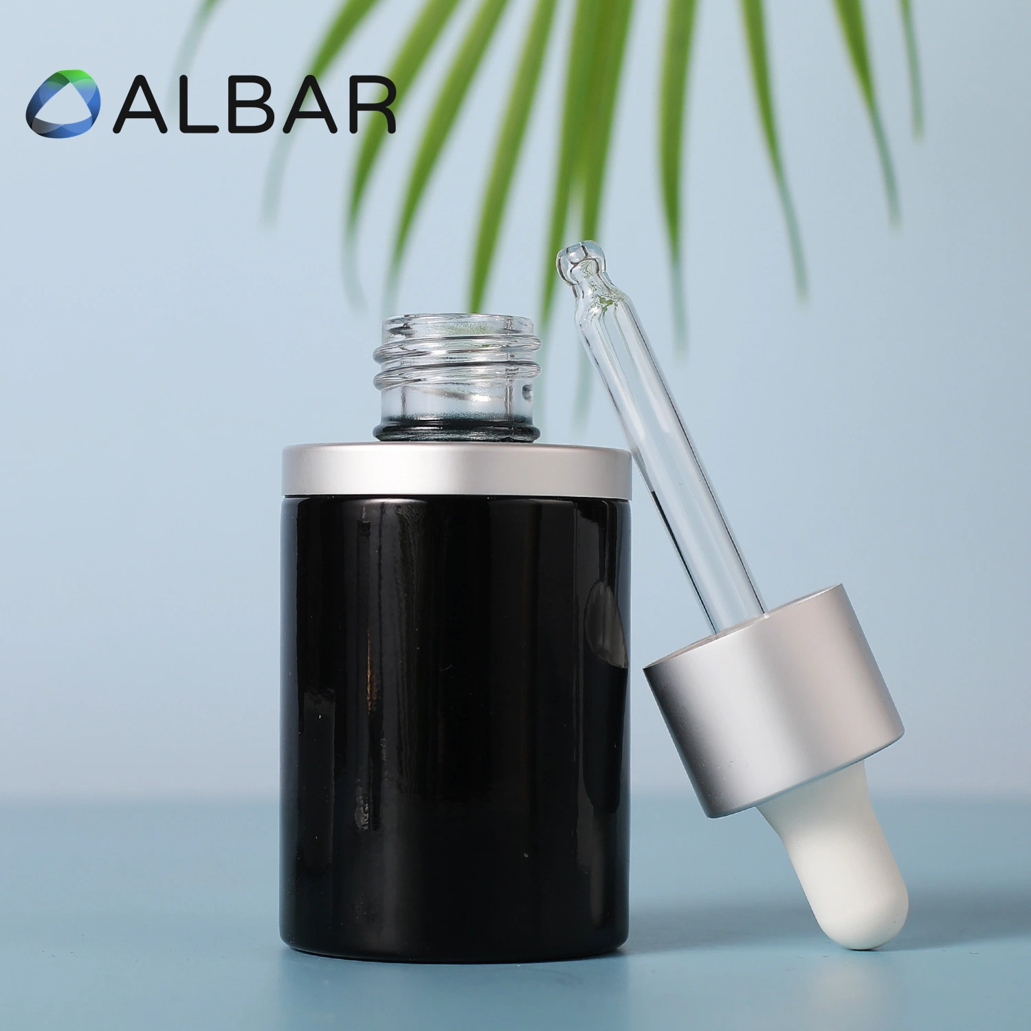 Clear and Black 30ml 50ml Cosmetic Glass Jars with Gold and Silver Collar Custom Black UV Airtight Light Proof