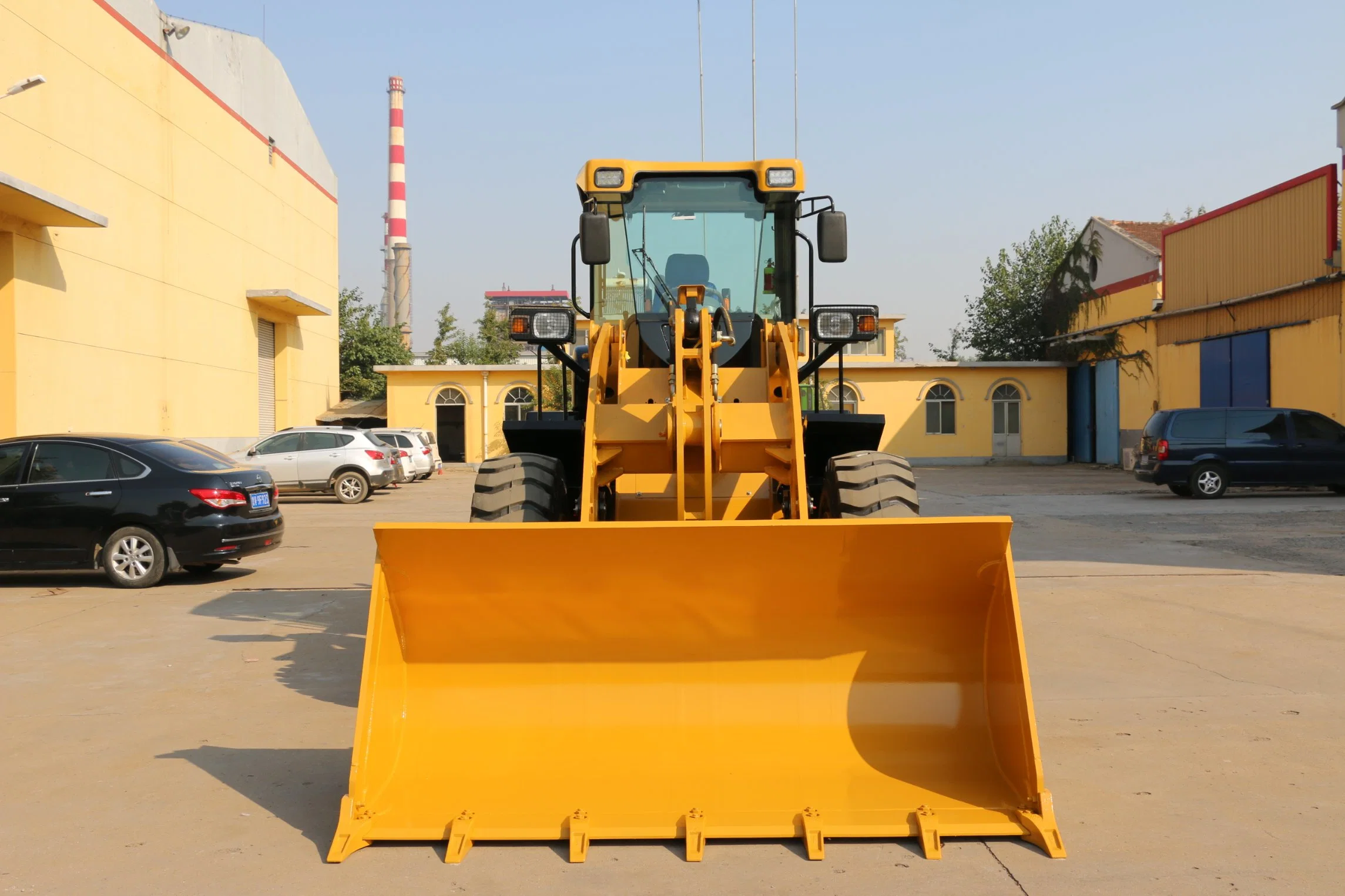 China Proveedor Luqing Cargador con CE ZL30g 1,7m3 Capacidad de la cuchara 3 T/Ton Diesel/ROPS/FOPS 4WD/ruedas cargadora de ruedas para ventas/Granja/construcción/nieve/Joystick