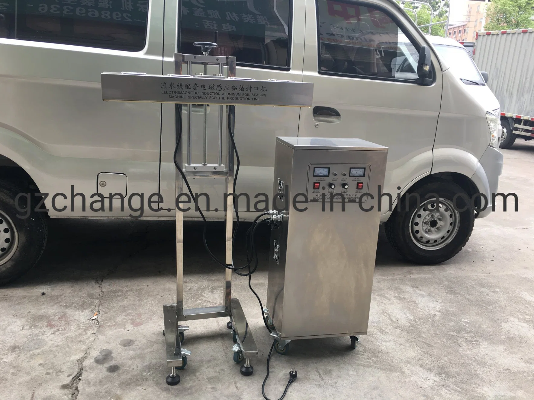 Plastic Bottle Aluminium Foil Piece Sealing Machine