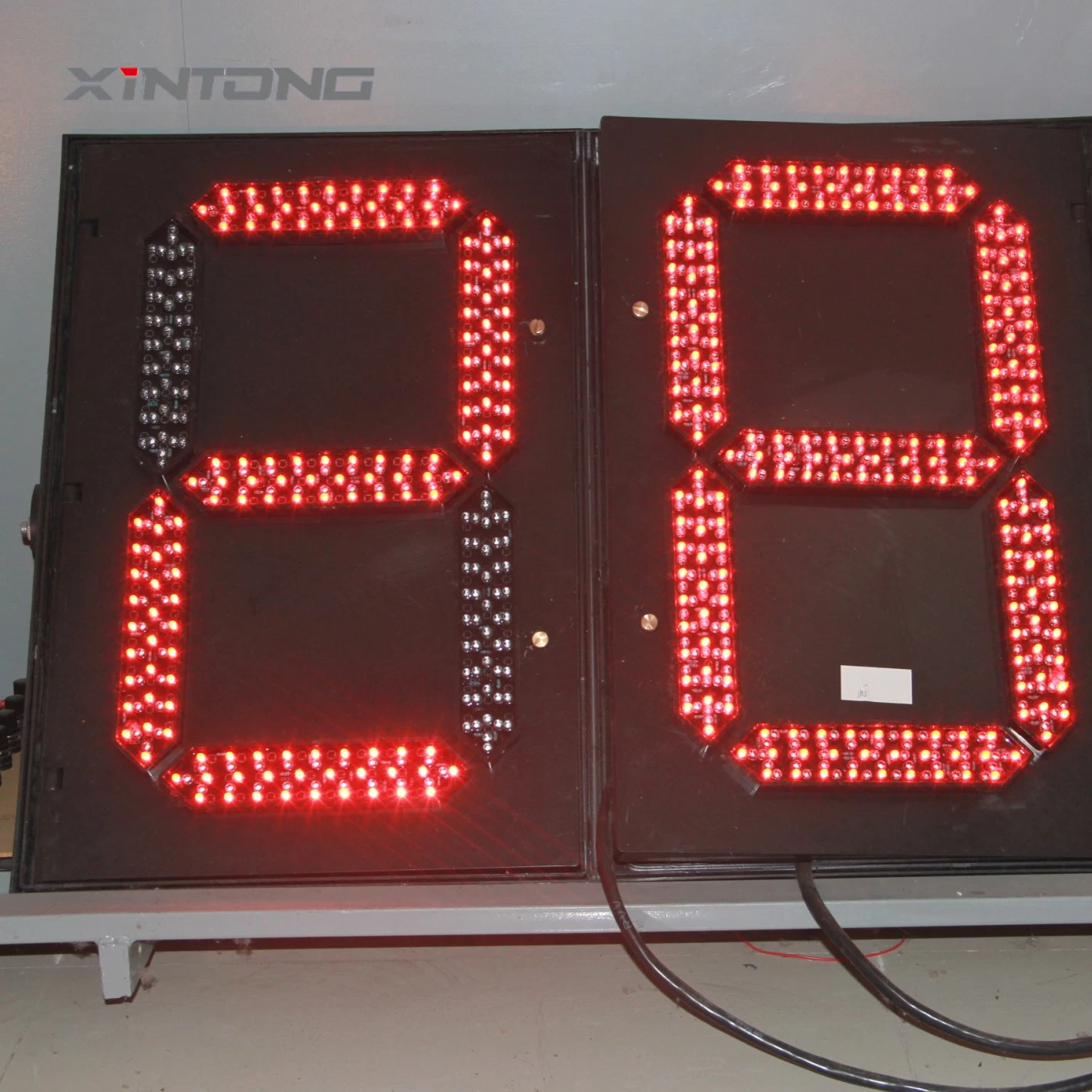 Exceed 50000 Hours Vehicle Xintong by Carton Traffic Signal Light