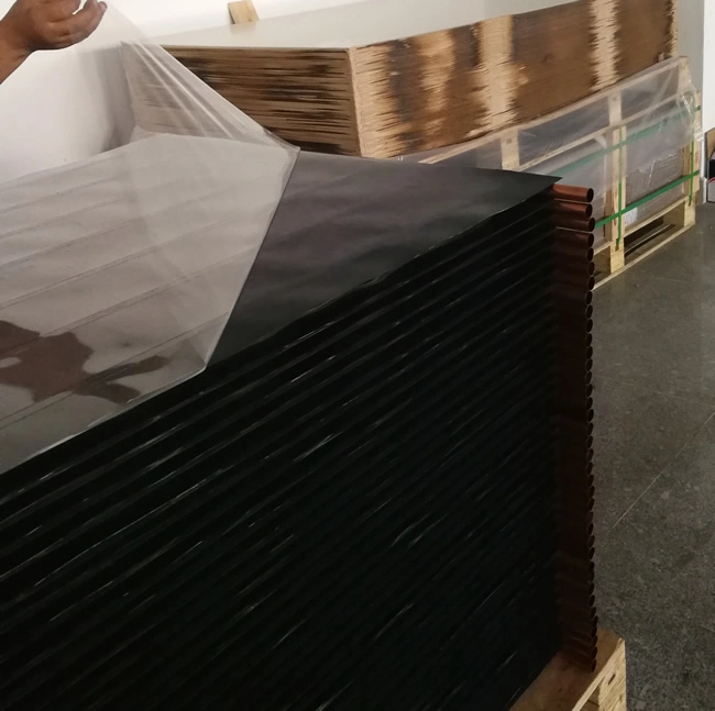 Economic Flat Plate Solar Thermal Collector for DIY Solar Water Heater