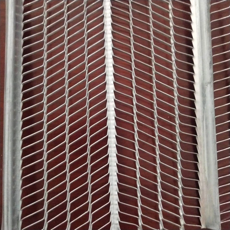 0.4mm Thickness Galvanized Rib Lath Mesh 7*11mm 5*11mm 6*11mm Hole