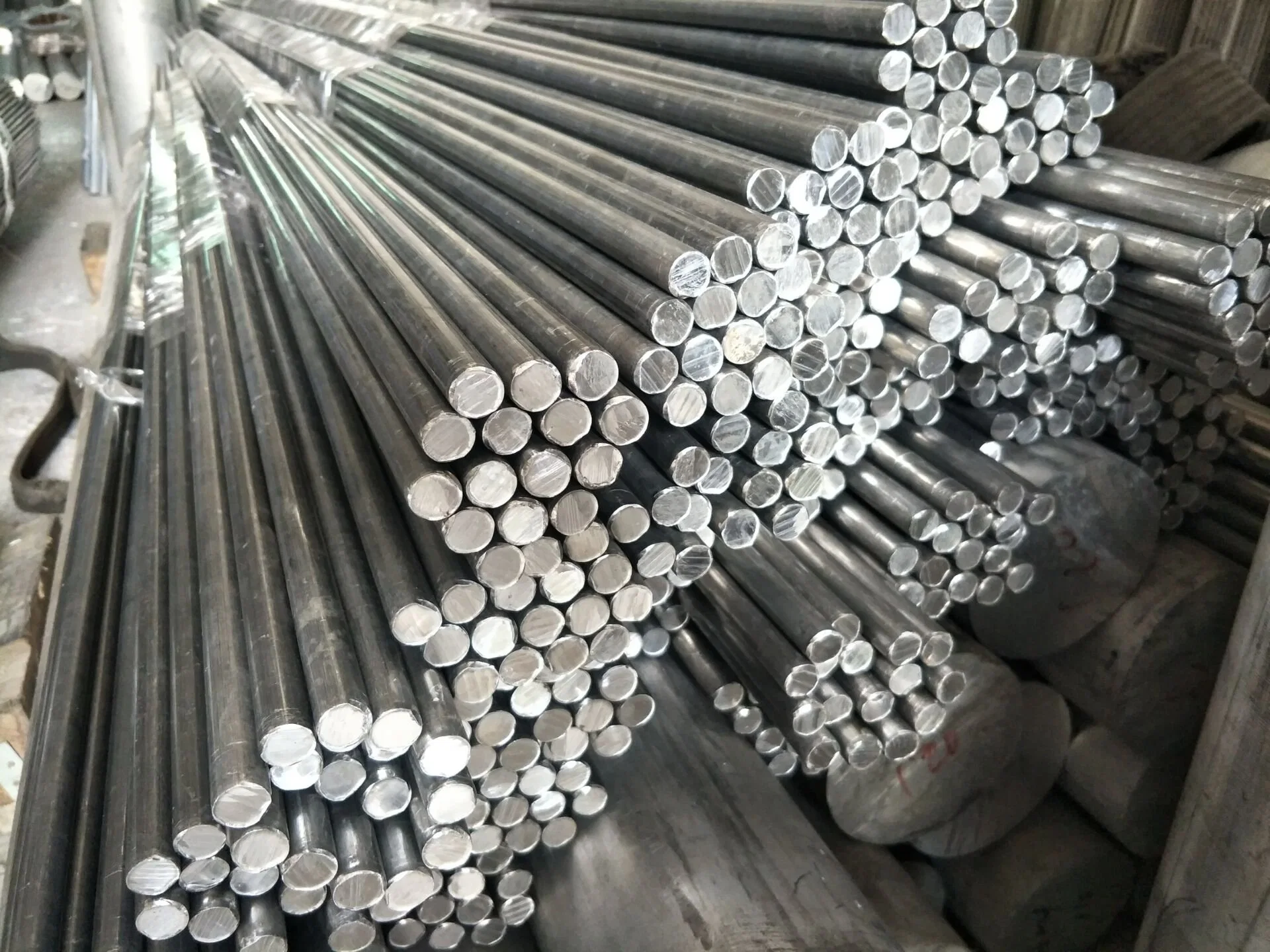 Multi-Diameter Alloy Aluminum Round Solid Rod Aluminum Bar in Stock