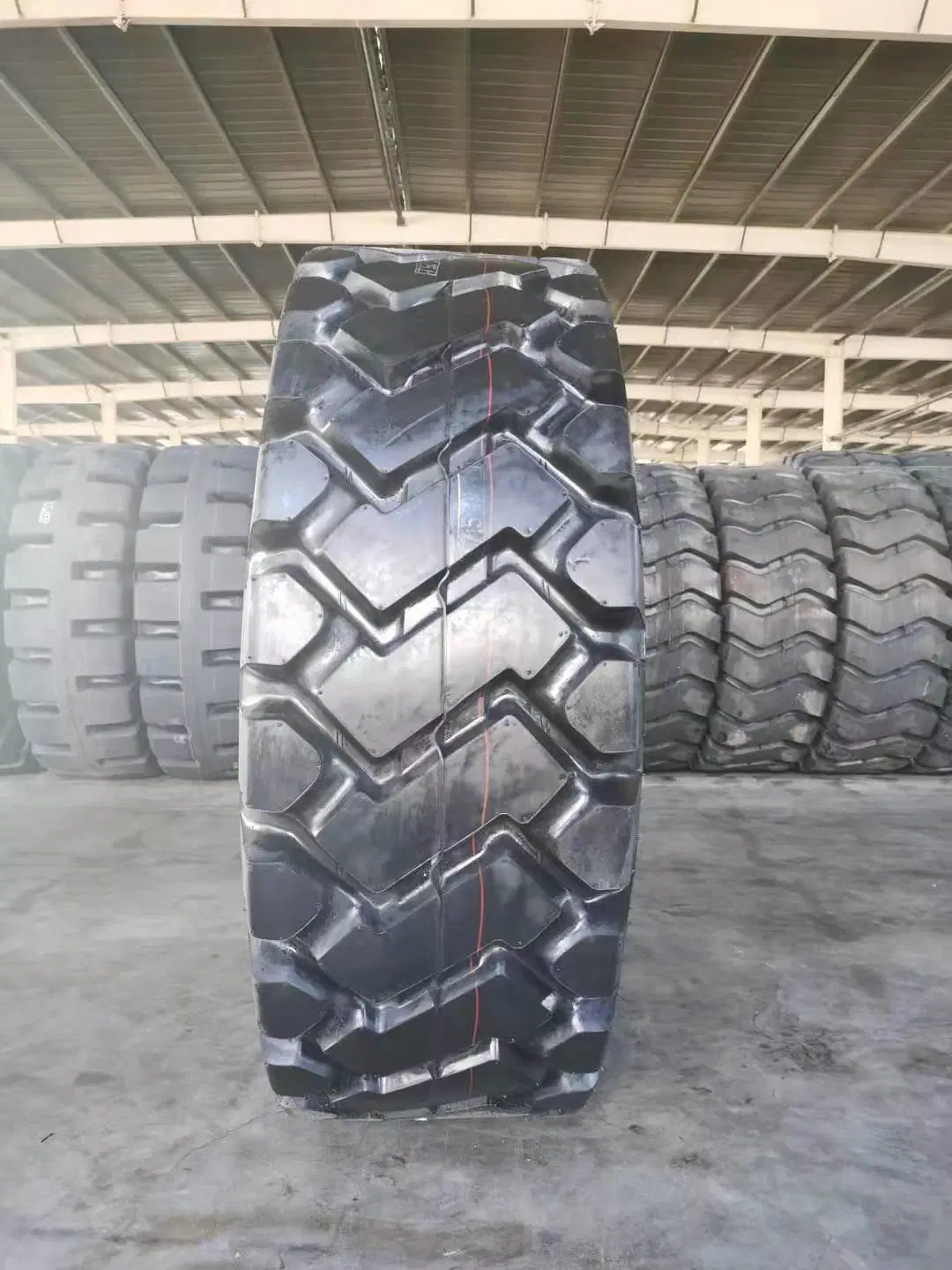 Hilo Leihu Radial Bias Solid off The Road Loader Grader Scraper Industrial OTR Wheels and Tires with Rim (16.00 18.00 17.5 20.5 23.5 26.5 29.5 25 16/70-20 24)