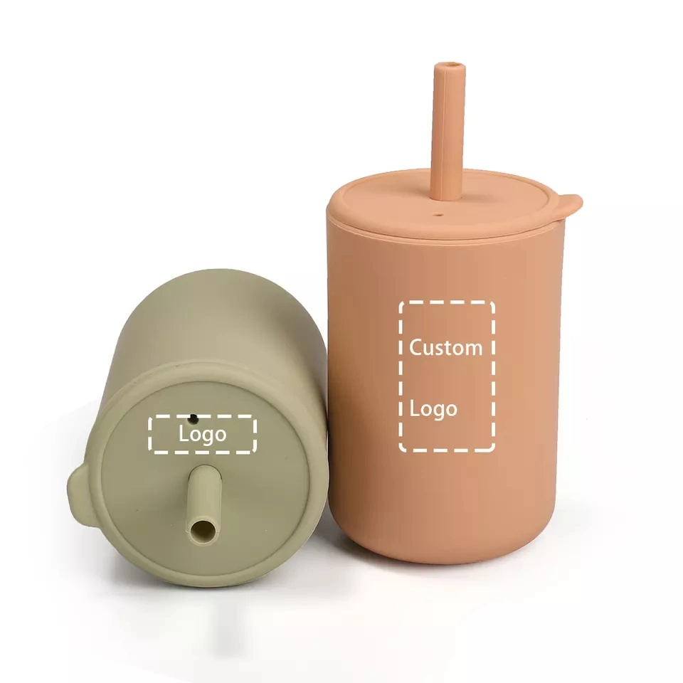 New Baby Copas de silicona Aprendizaje de bebés beber la comida de la taza de paja Niños de grado Non-Slip con asa vaso de agua de alimentación