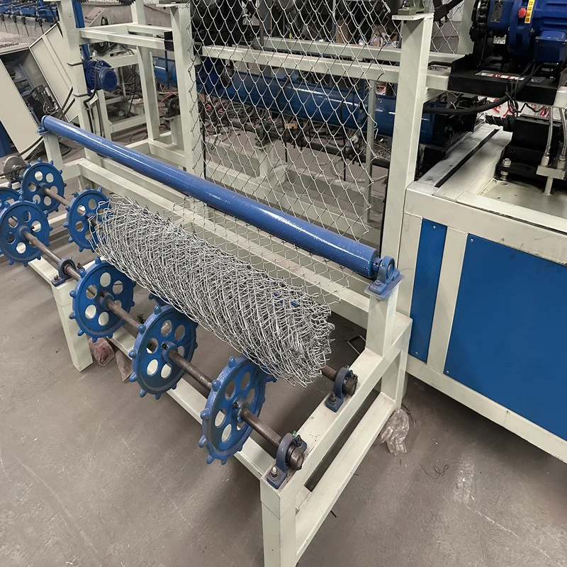 Thailand Customer Full Automatic Chain Link Fence Machine for Diamond Mesh