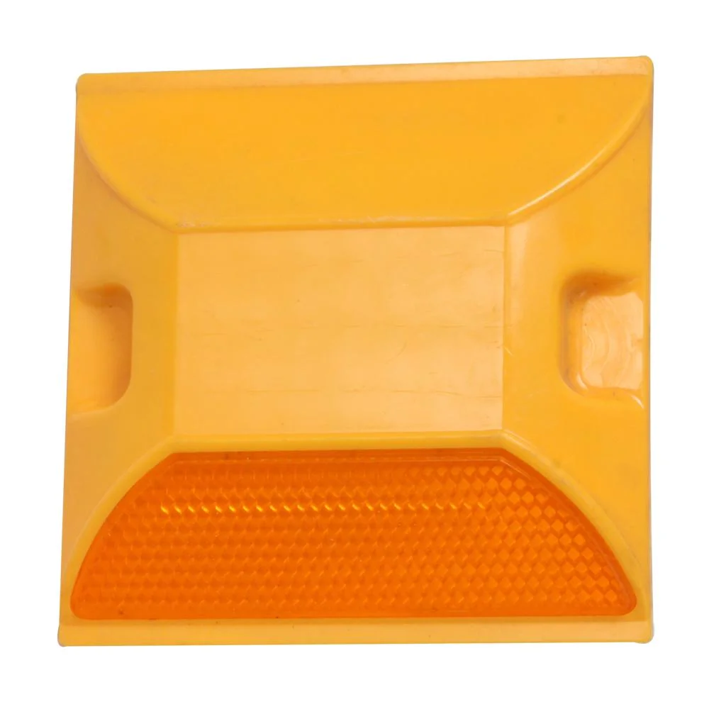 Plastic Road Stud Yellow Color