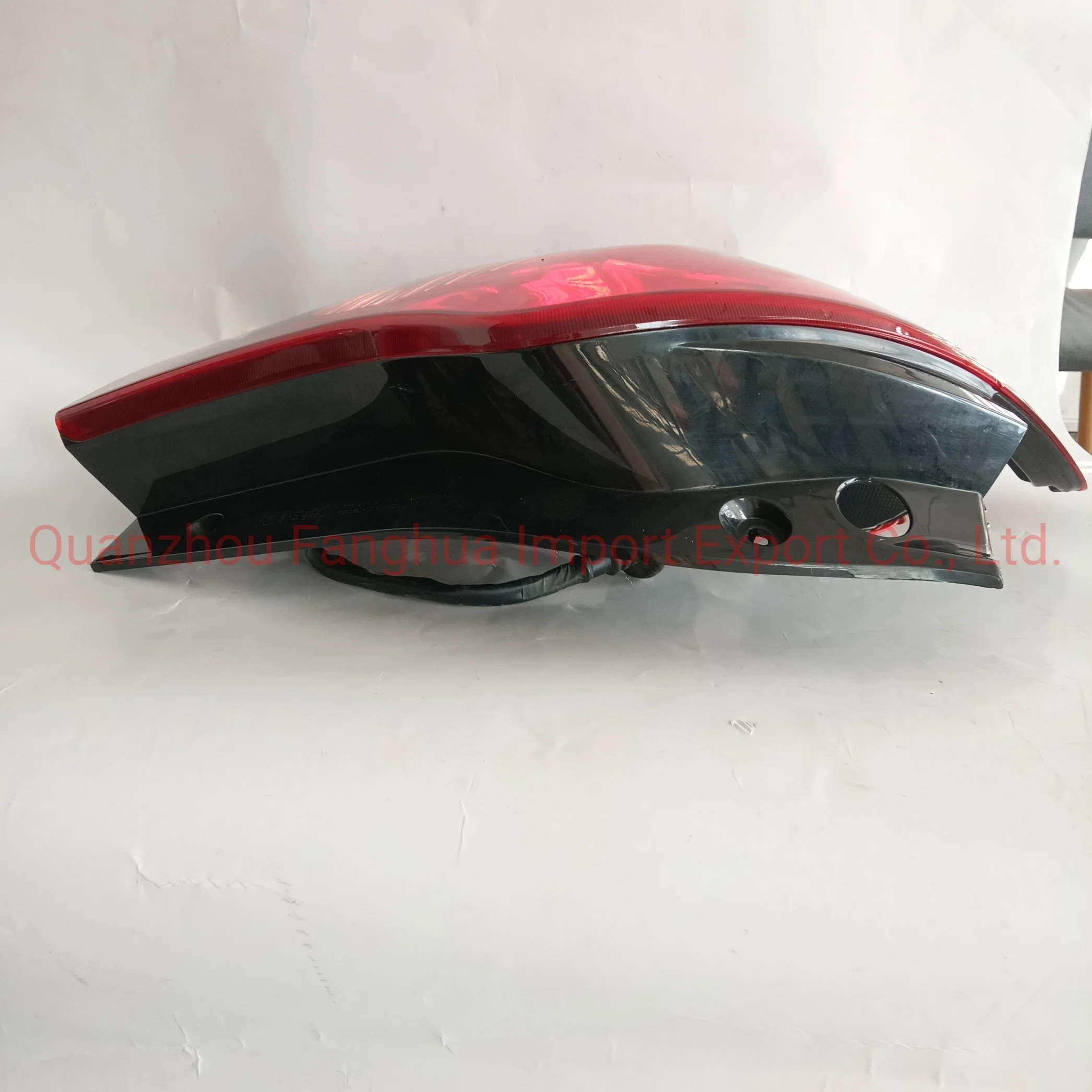 Auto Lighting Systems Car Tail Light 8360134100 Tail Lamps for Ssangyong