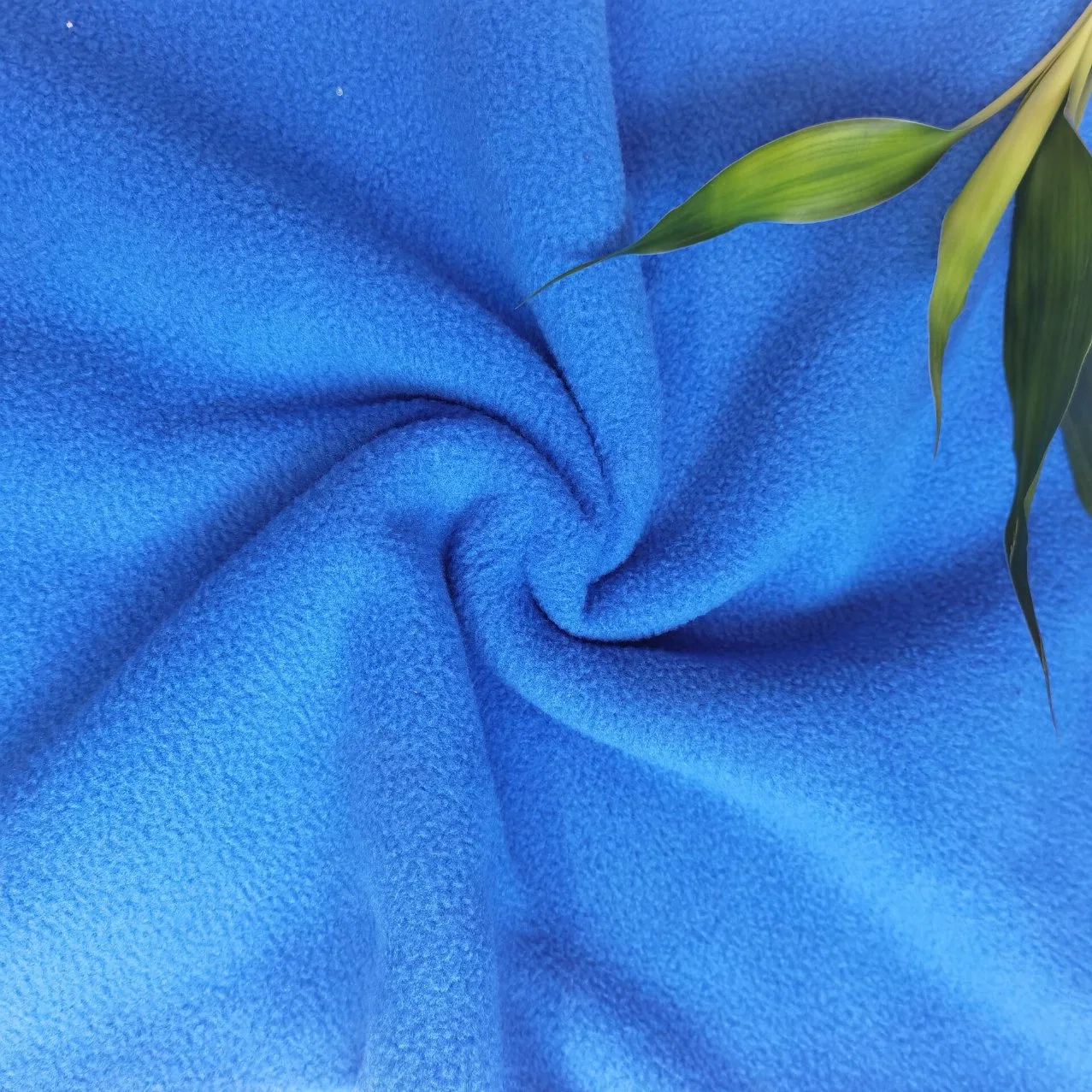 Wholesale/Supplier Fabric Market Polyester Interlock Fleece Decorative Textile Polar Fabric for Lining