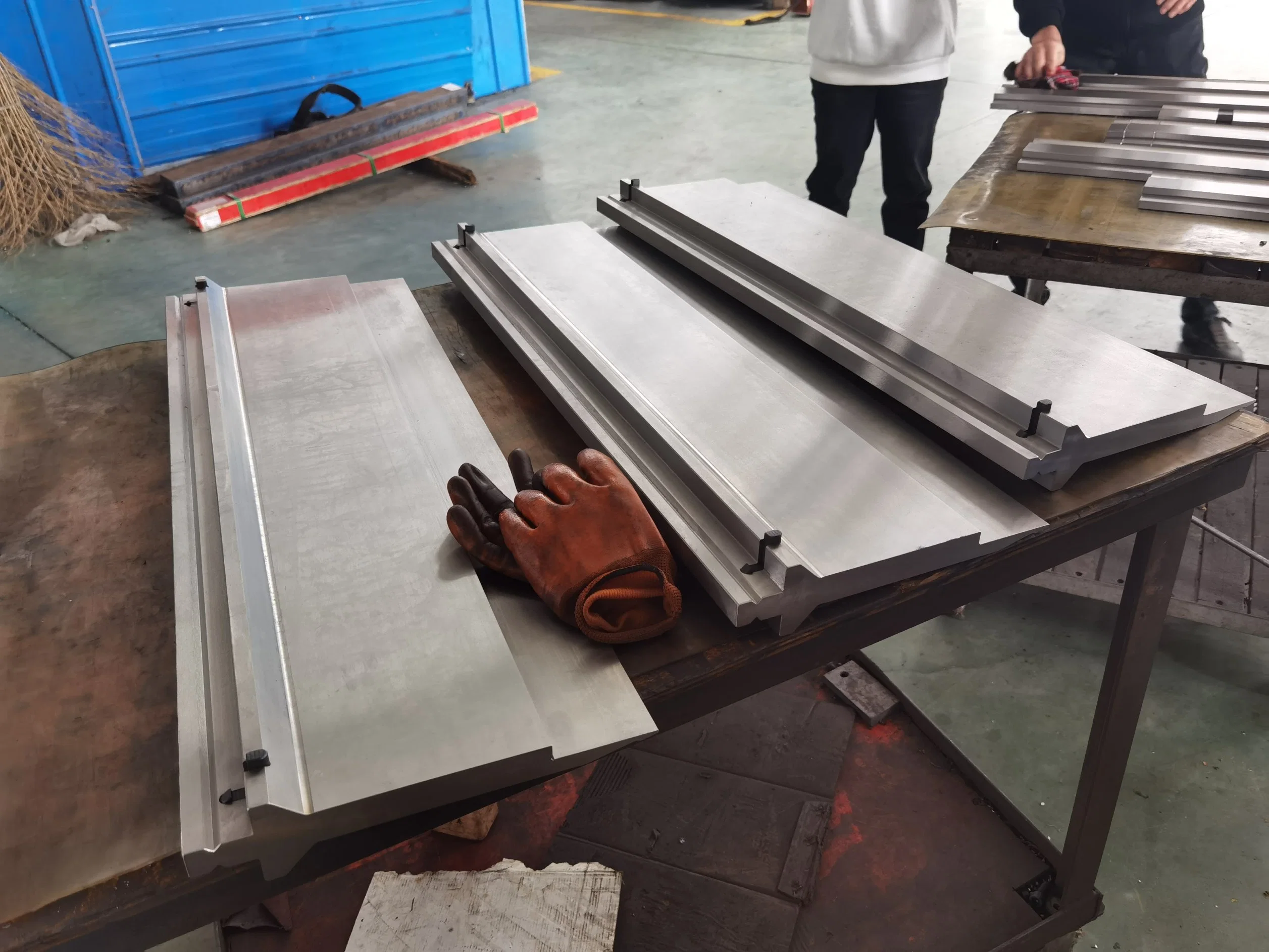 for Bending Machine, CNC Blade Bending Tools for Die Making, Sheet Steel Bending Machine Mold