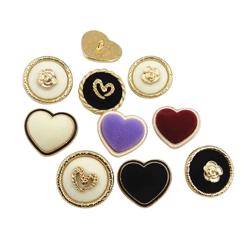 Wholesale/Supplier Gament Accessories Fashion Plastic Sewing Heart-Shape Garment Decorative Metal Shank Button