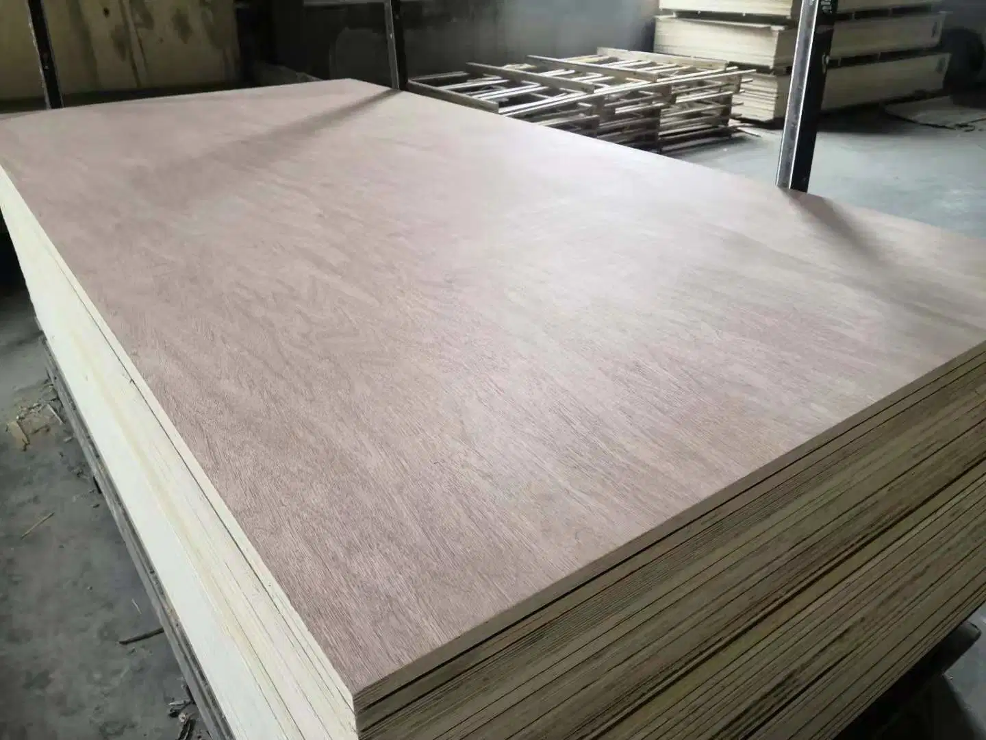 4 X 8 Size Hot Sales Fresh Poplar Core Okoume Veneer Bb / Bb Cc / Cc Marine Plywood for Furniture